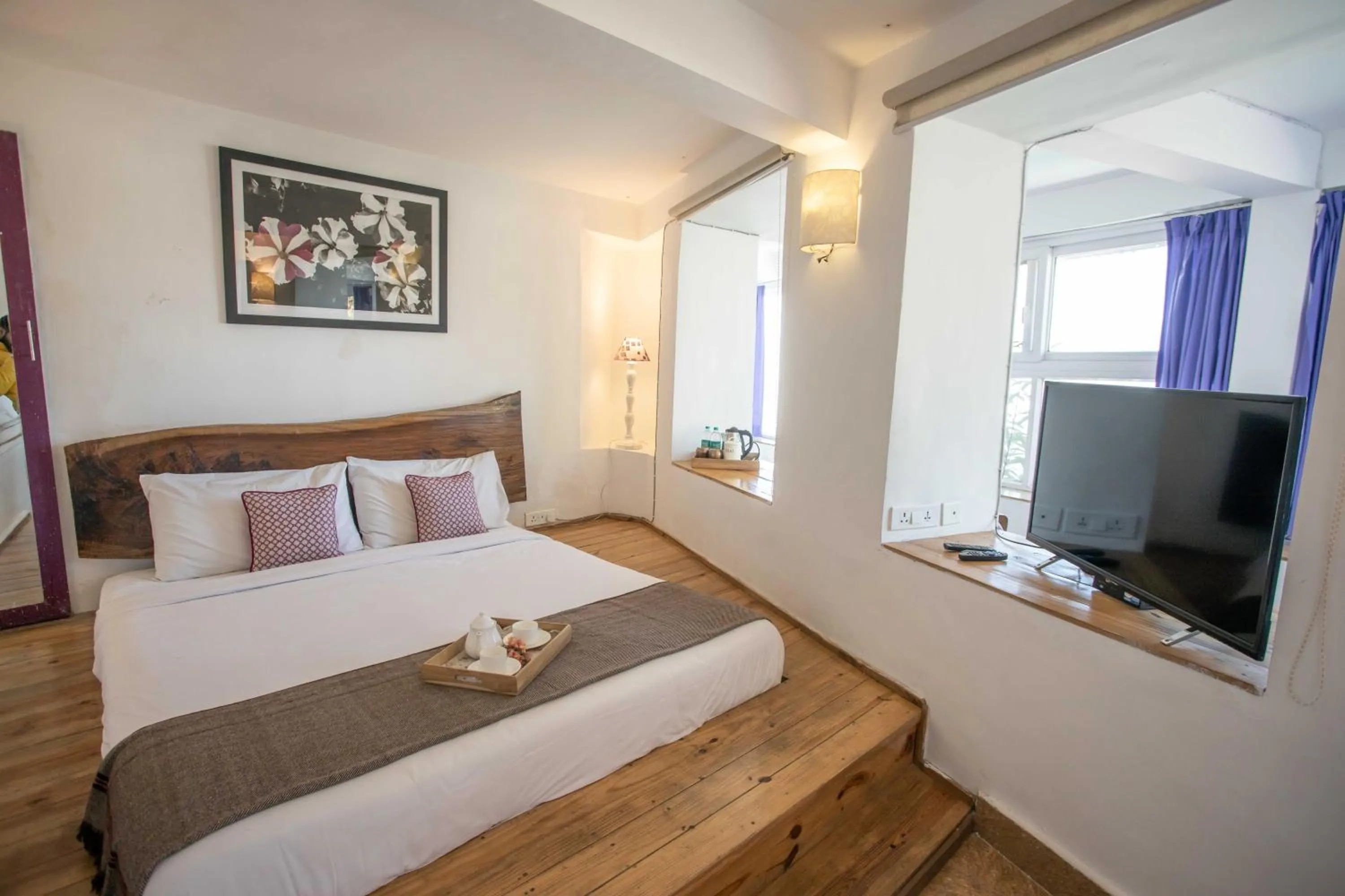 Bed in Seclude Mussoorie, Winterline