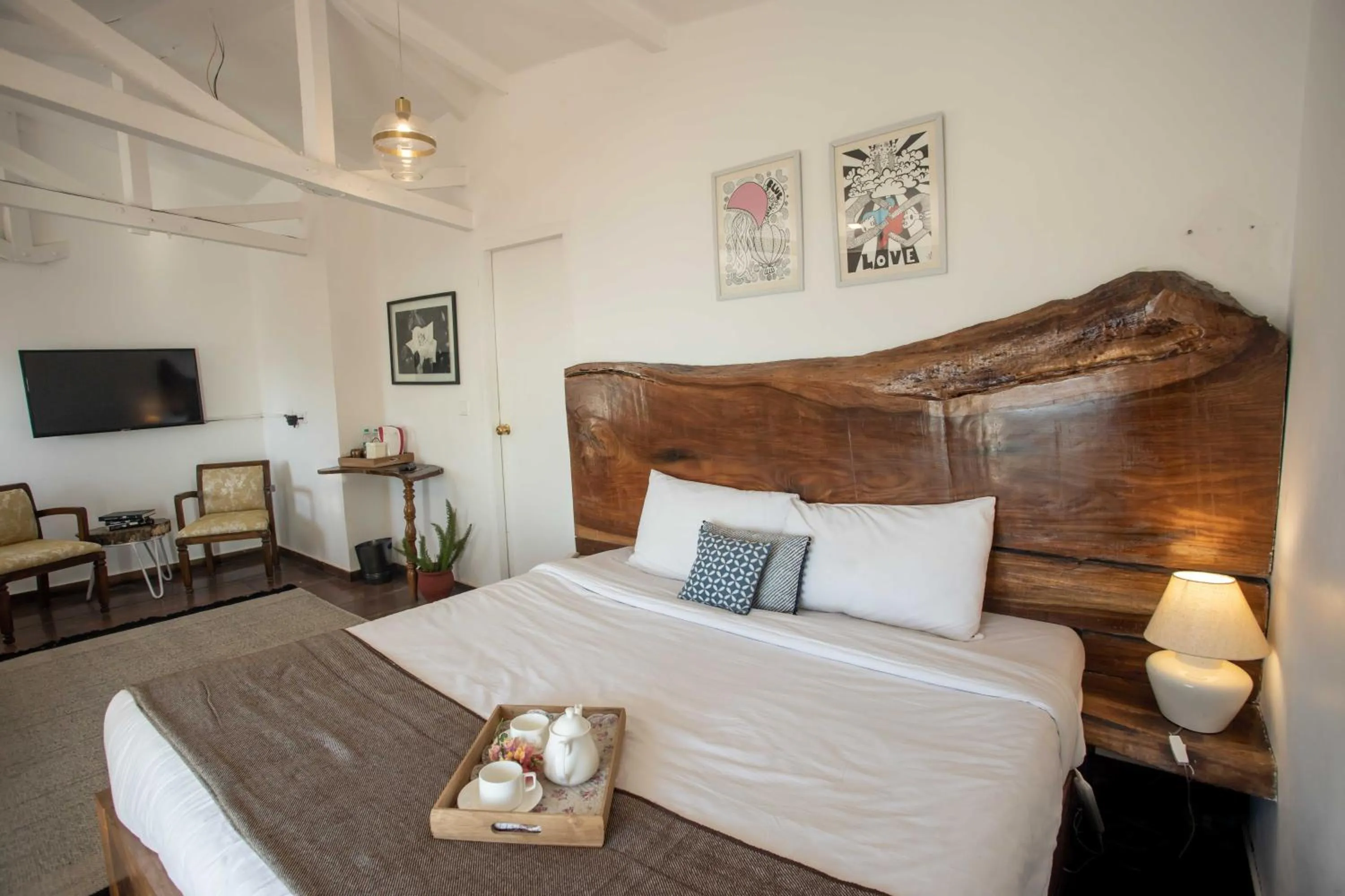 Bedroom, Bed in Seclude Mussoorie, Winterline