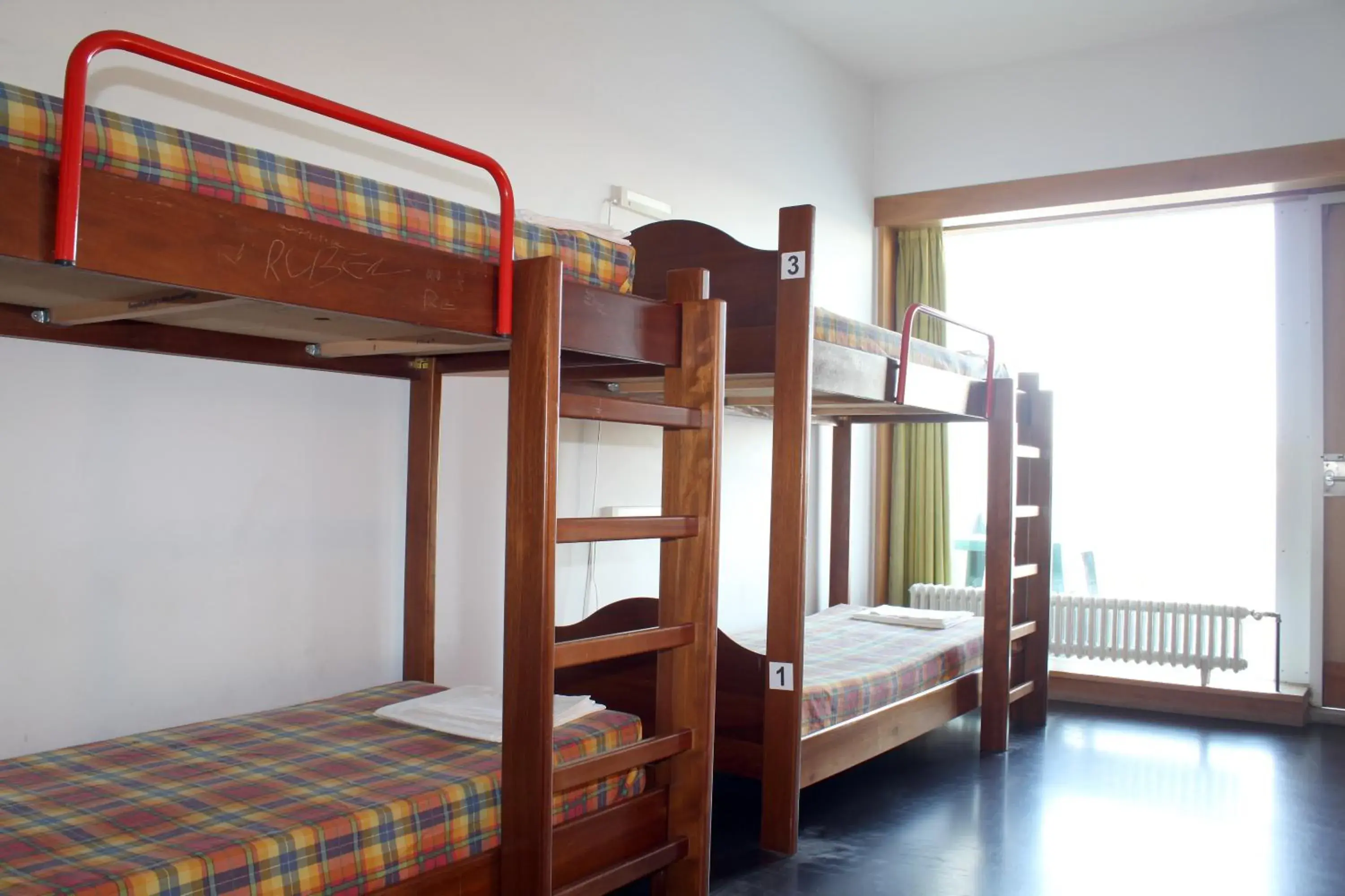 Bunk Bed in Male Dormitory Room in HI Viana do Castelo - Pousada de Juventude Bunk Bed in Male Dormitory Room in HI Viana do Castelo - Pousada de Juventude