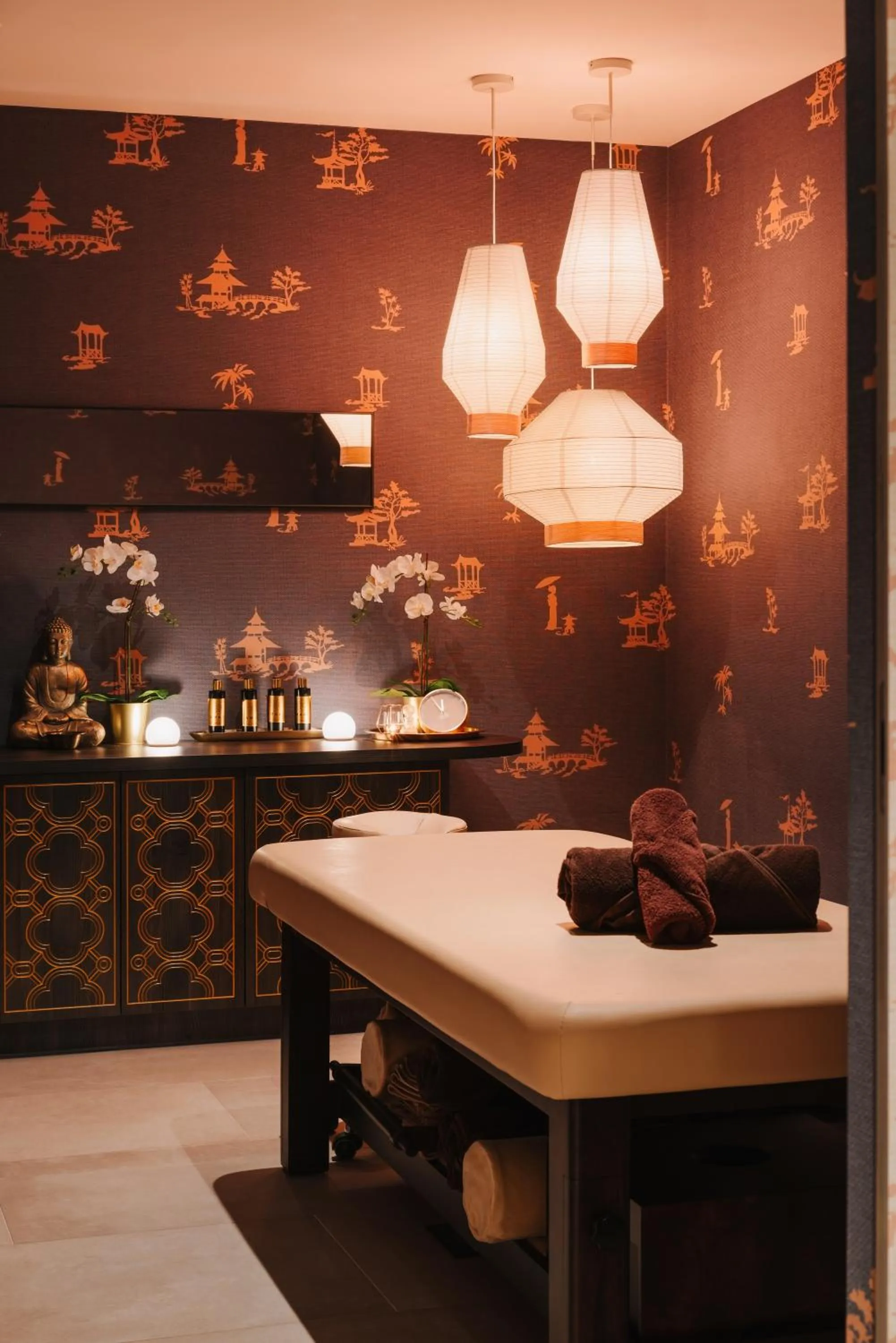 Massage in Forest Park Resort & SPA