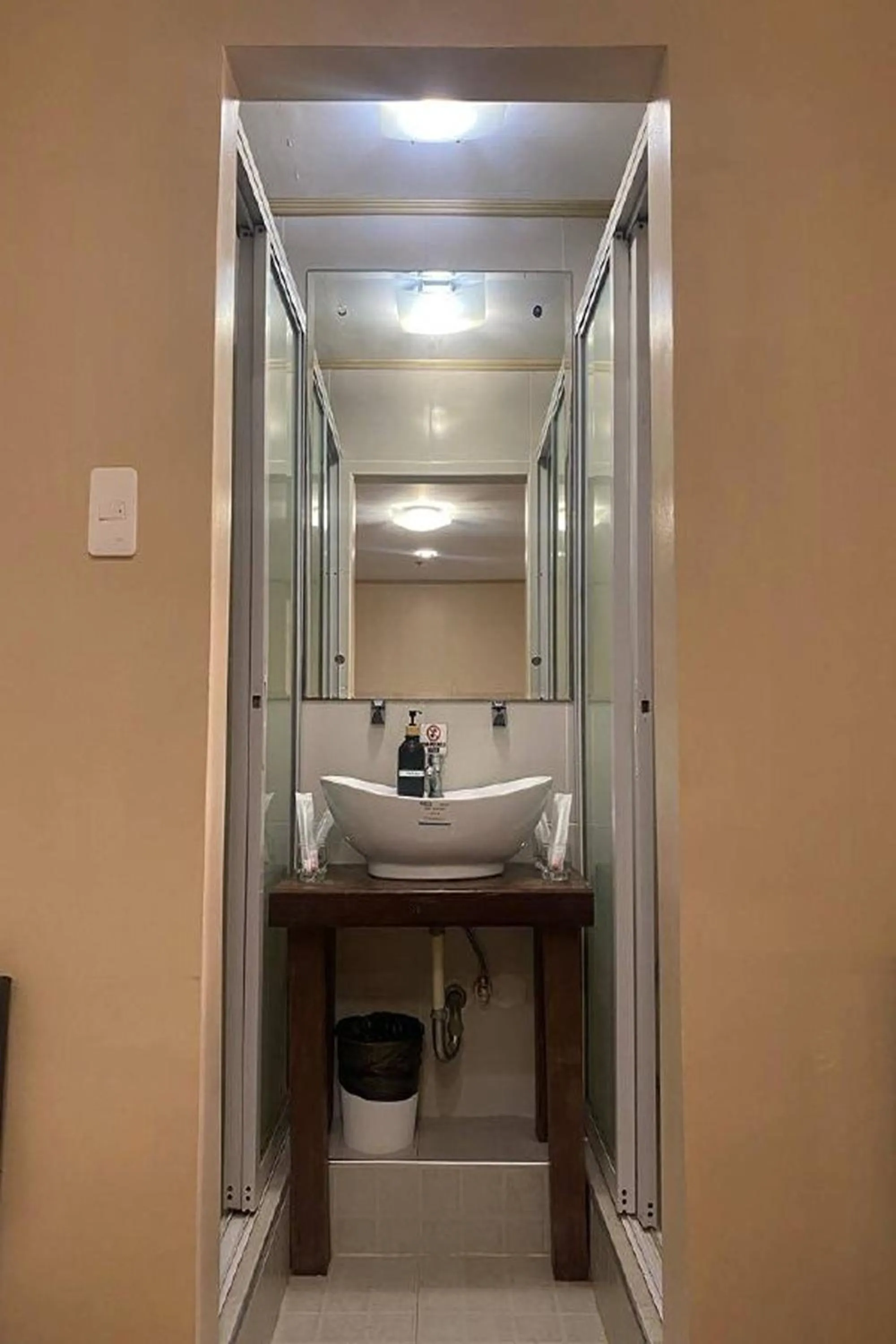 Bathroom in Casa Luciana Hotel