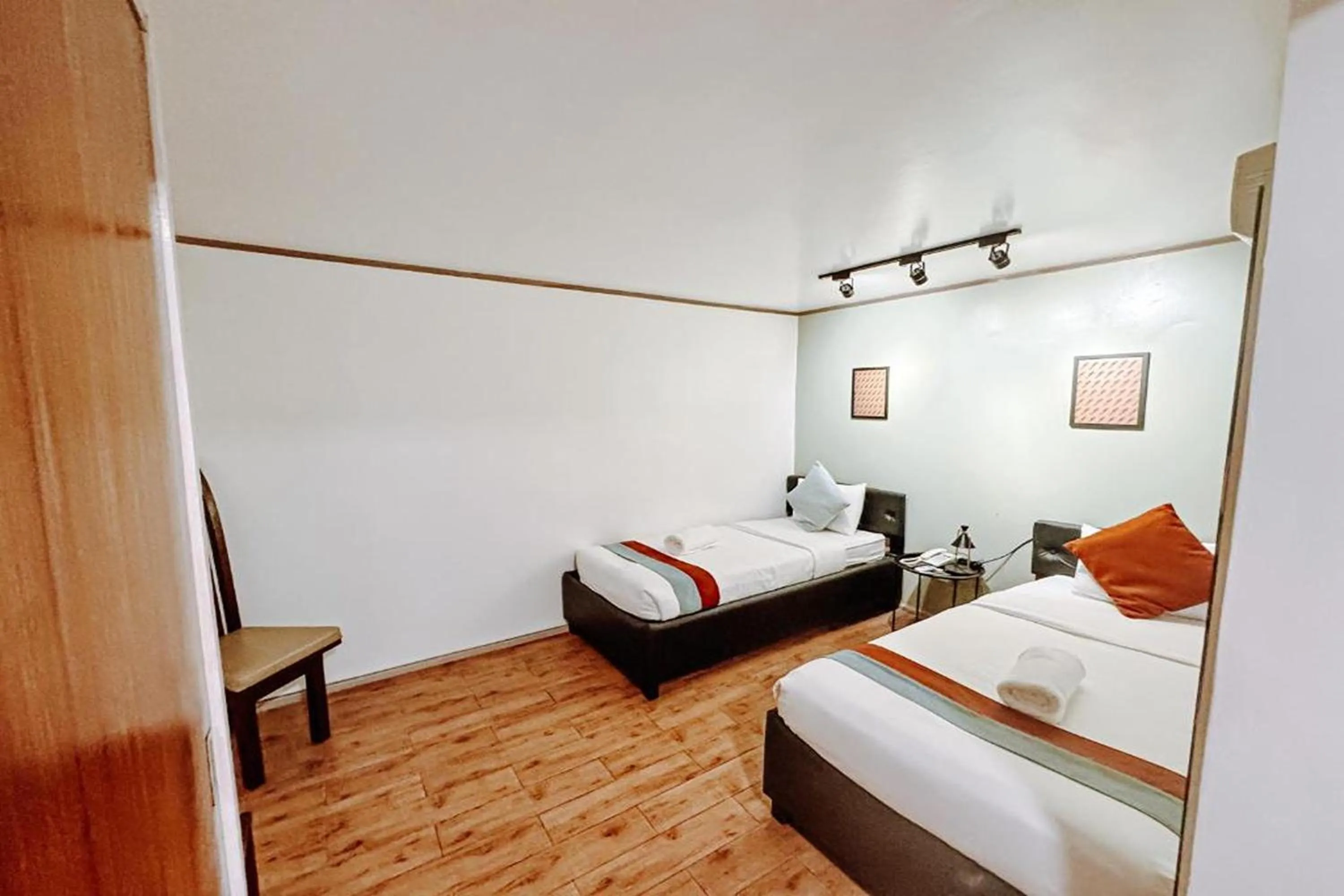 Bedroom, Bed in Casa Luciana Hotel