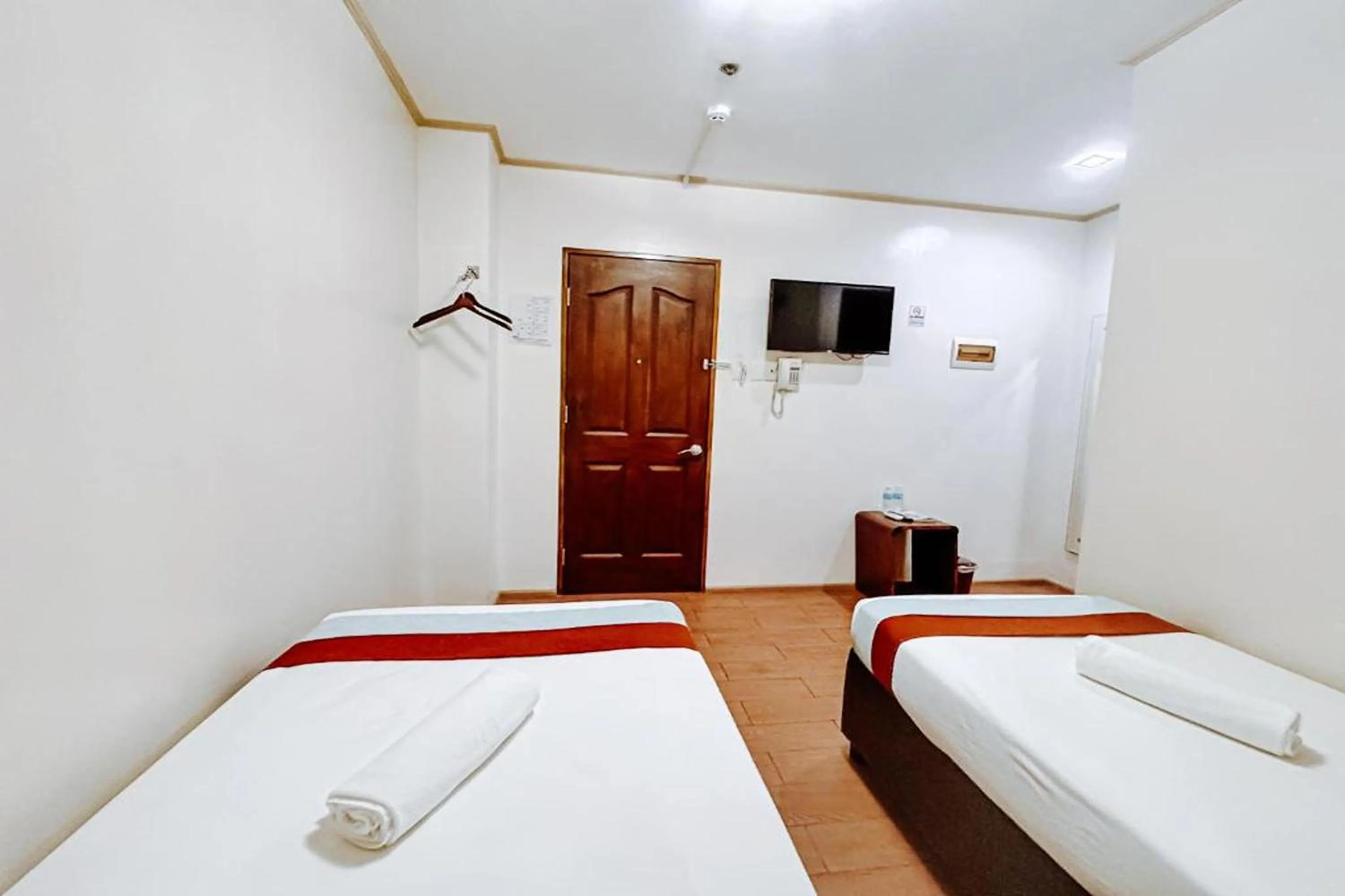 Photo of the whole room, Bed in Casa Luciana Hotel