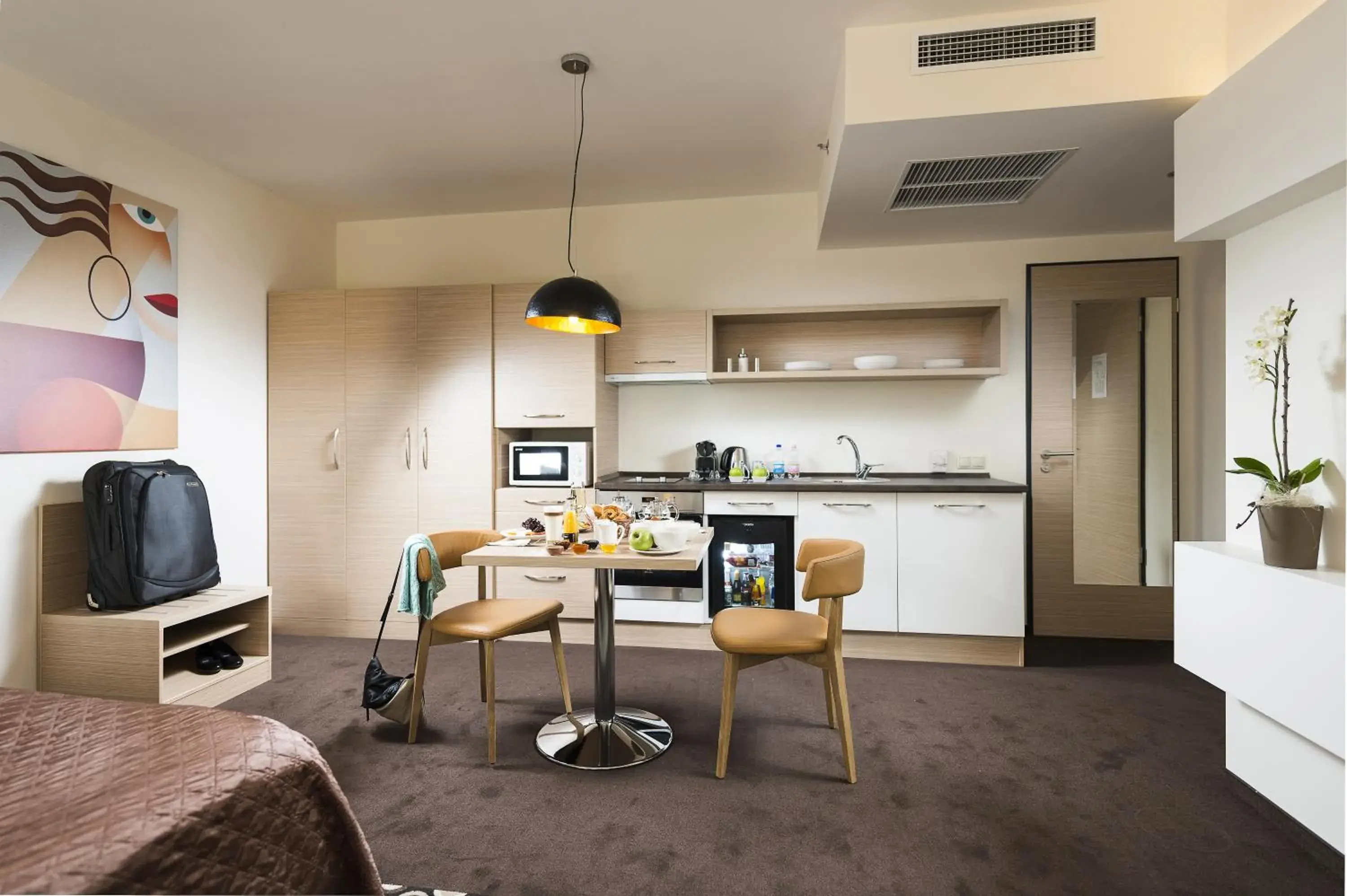 Executive Suite with Kitchen in Bo33 Hotel Family & Suites Executive Suite with Kitchen in Bo33 Hotel Family & Suites