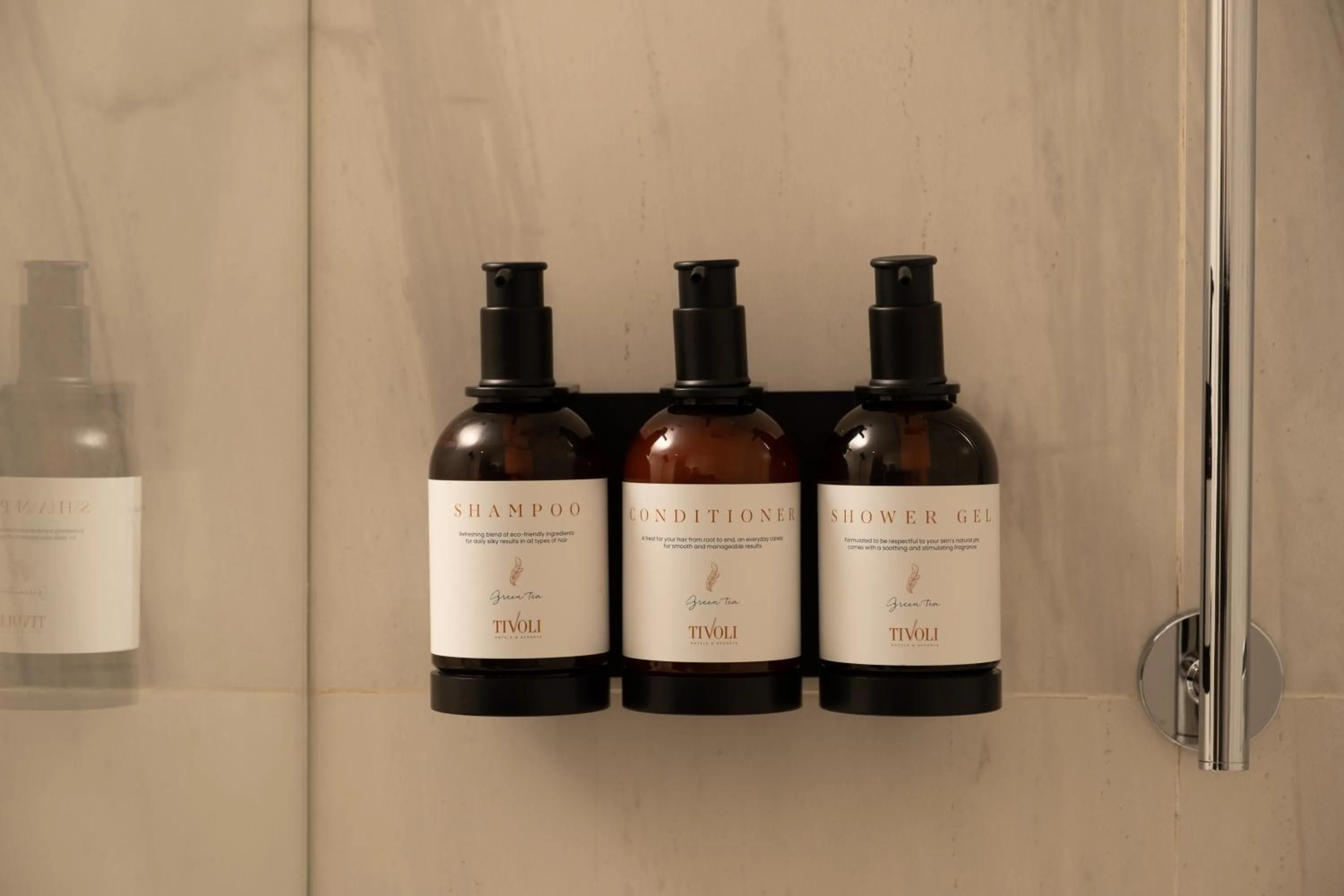 Bathroom in Tivoli Kopke Porto Gaia Hotel