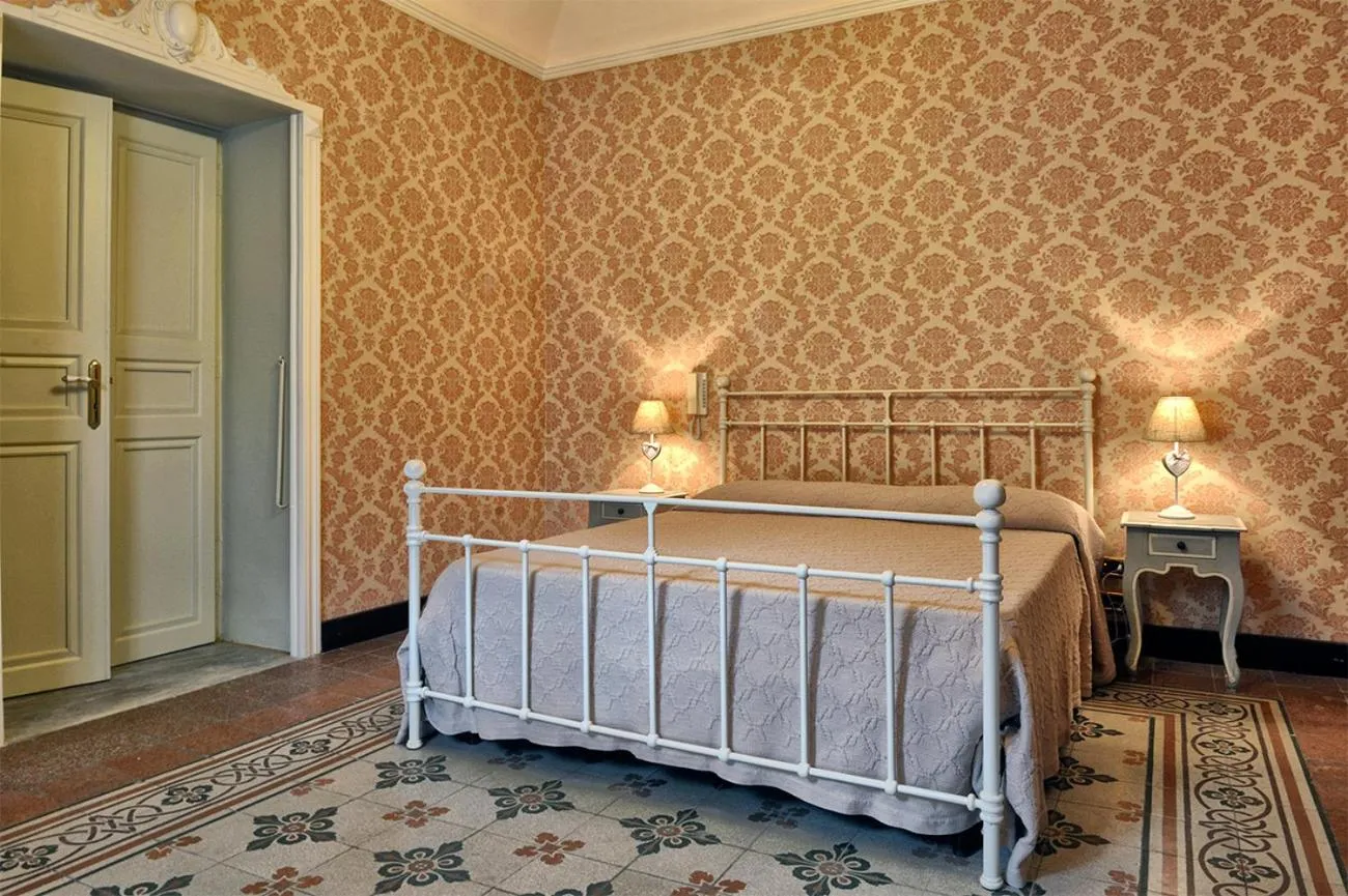 Bed in Palazzo Bella