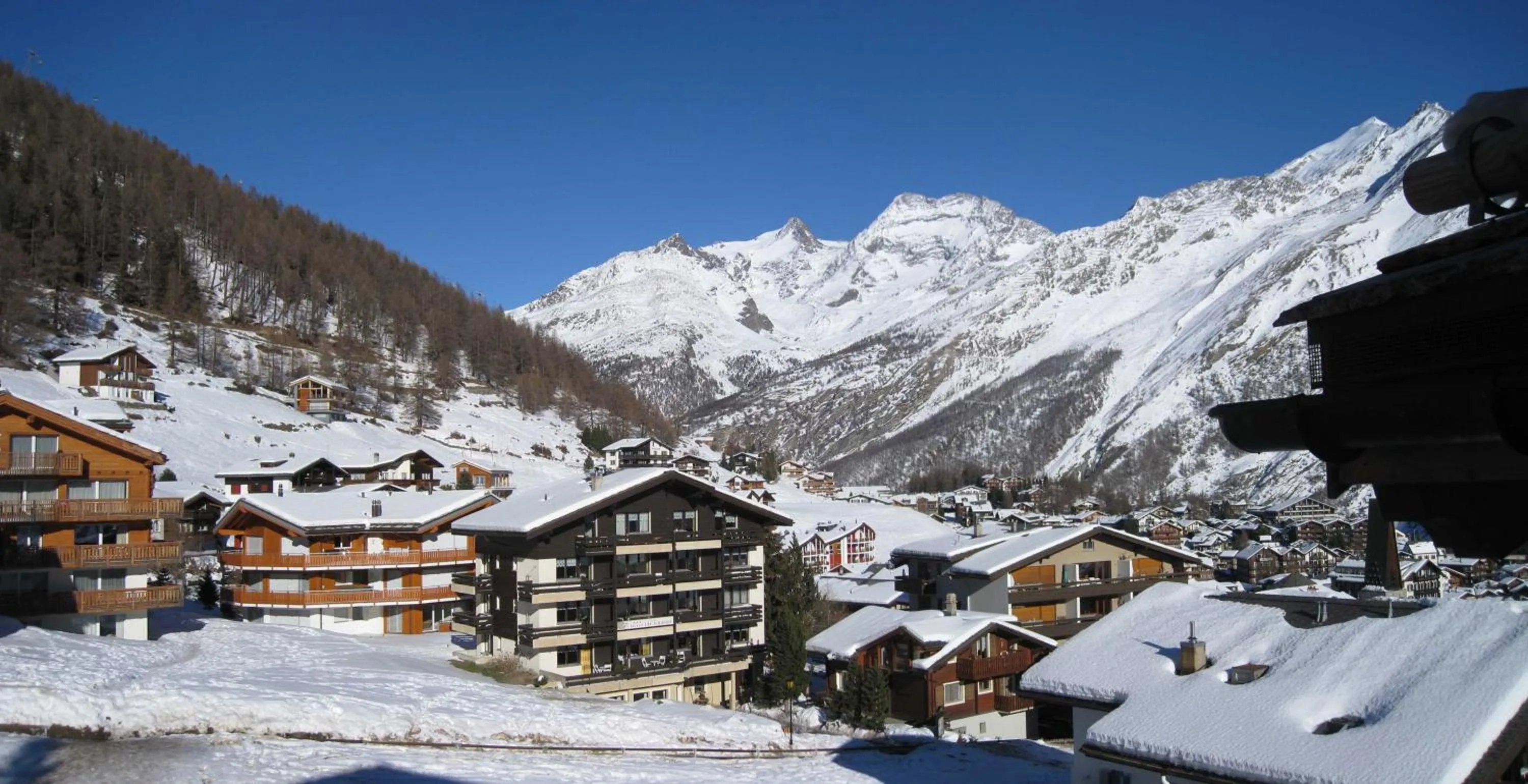 Area and facilities in Aramis