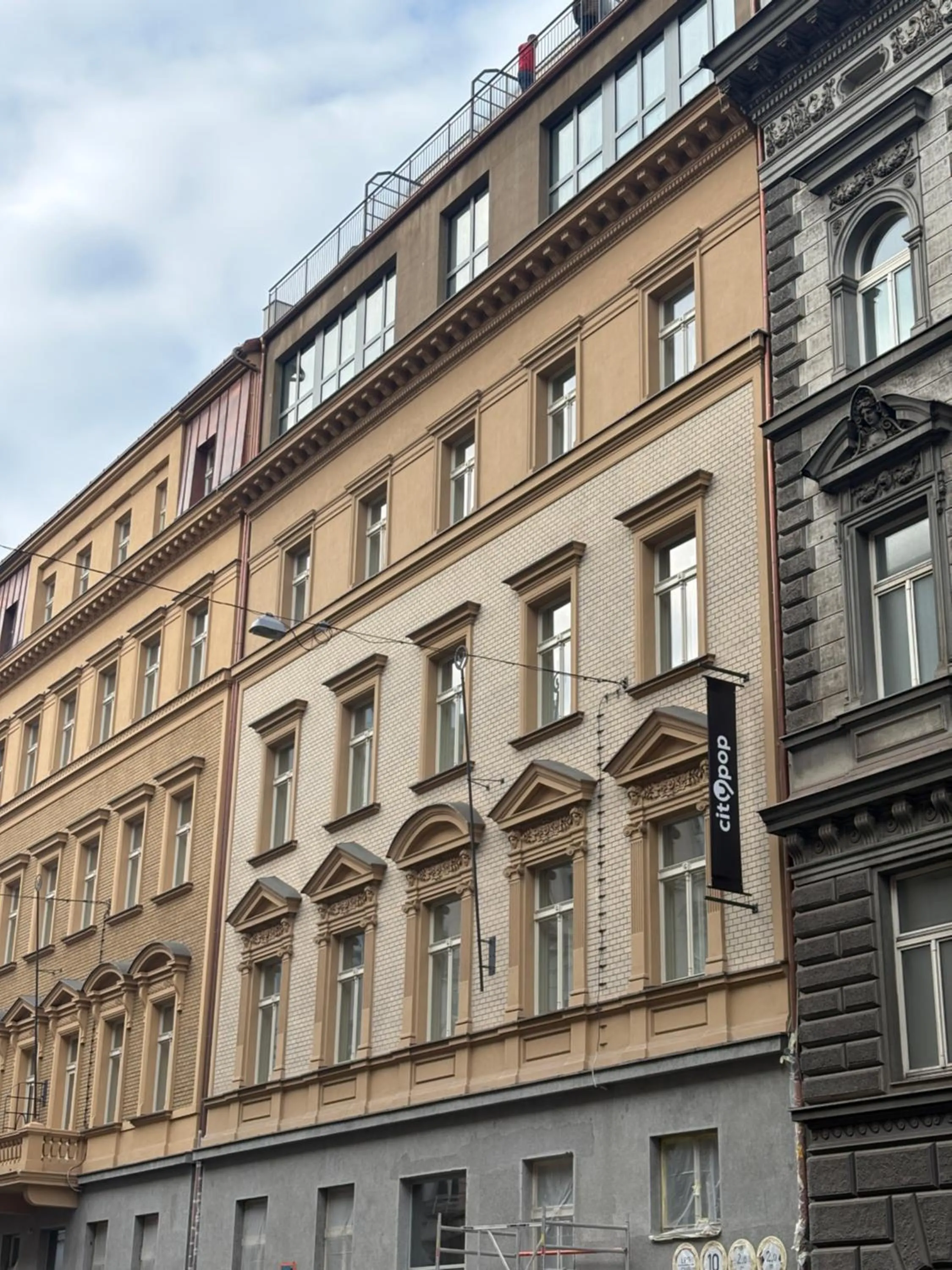 Facade/entrance in City Pop 2Night Prague - Self check-in