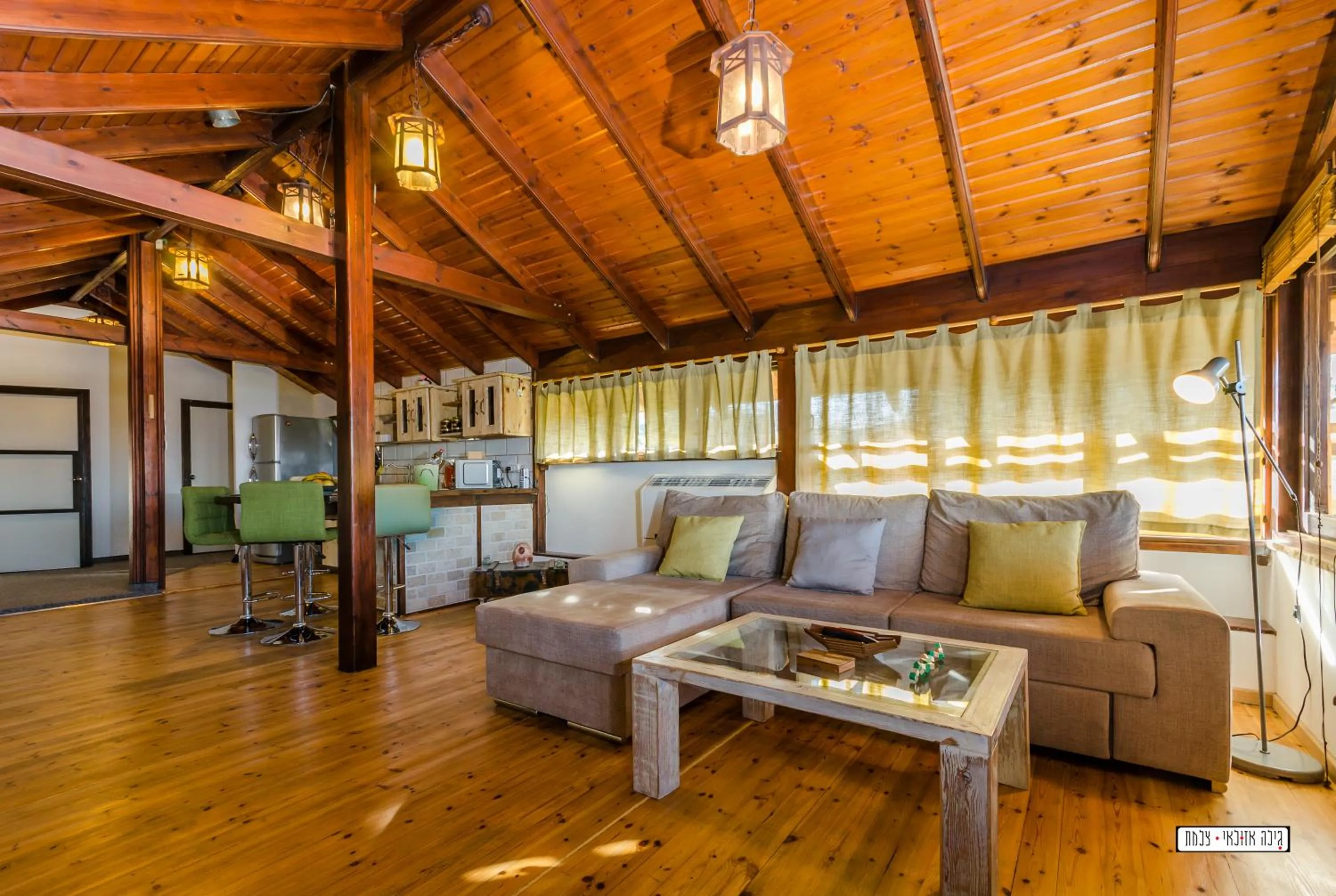 Day in Beautiful Lake View Wooden House