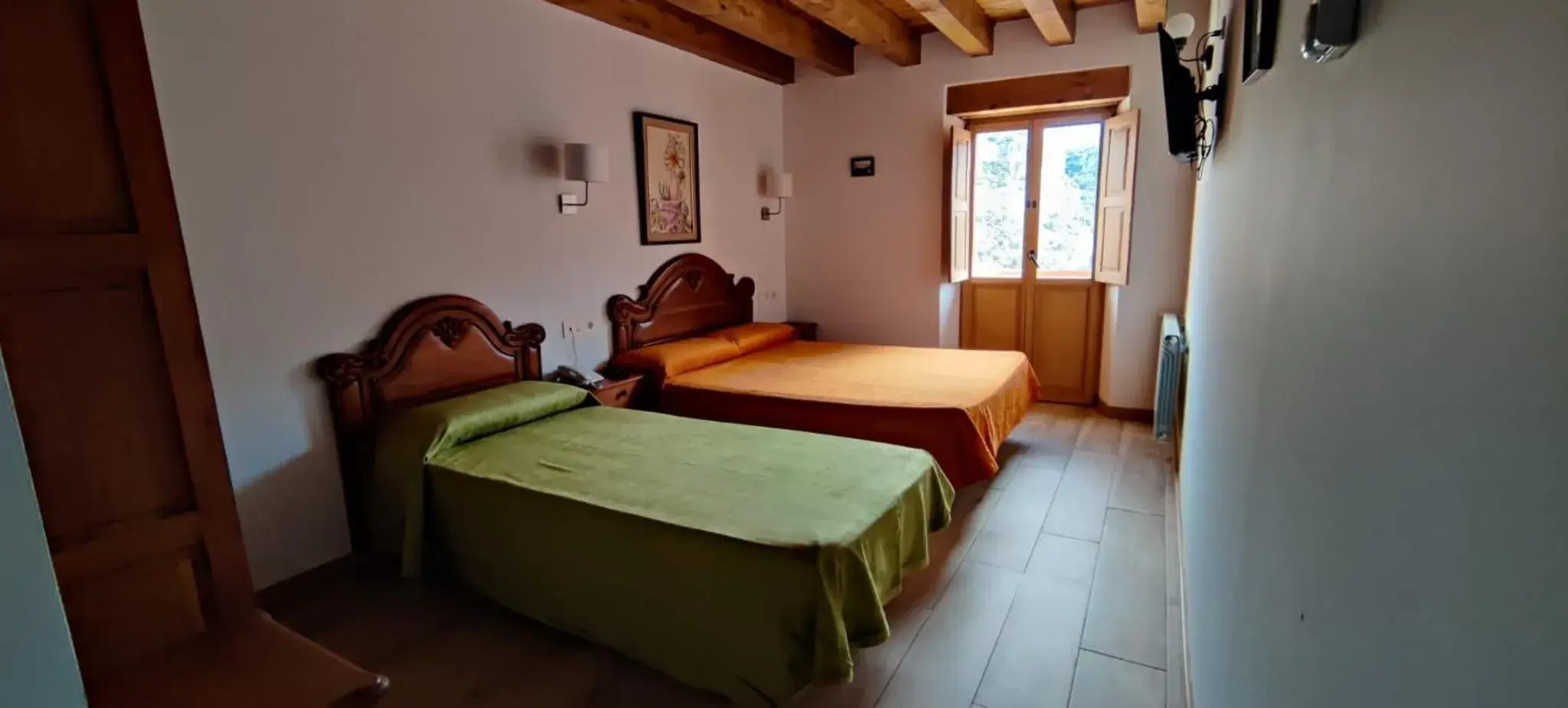 Double Room with Extra Bed in Hotel Rural La Puebla Double Room with Extra Bed in Hotel Rural La Puebla