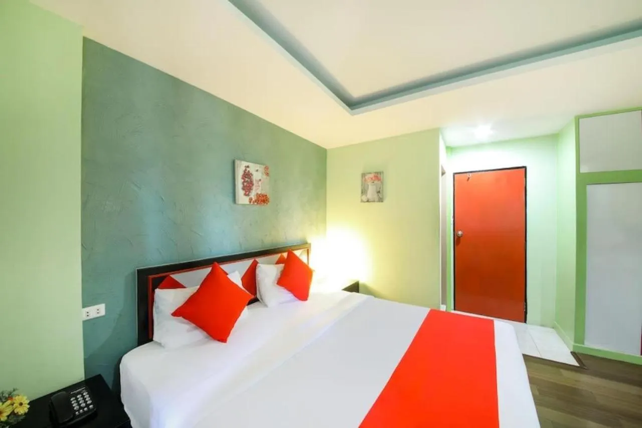 Bed in Chilli Salza Patong