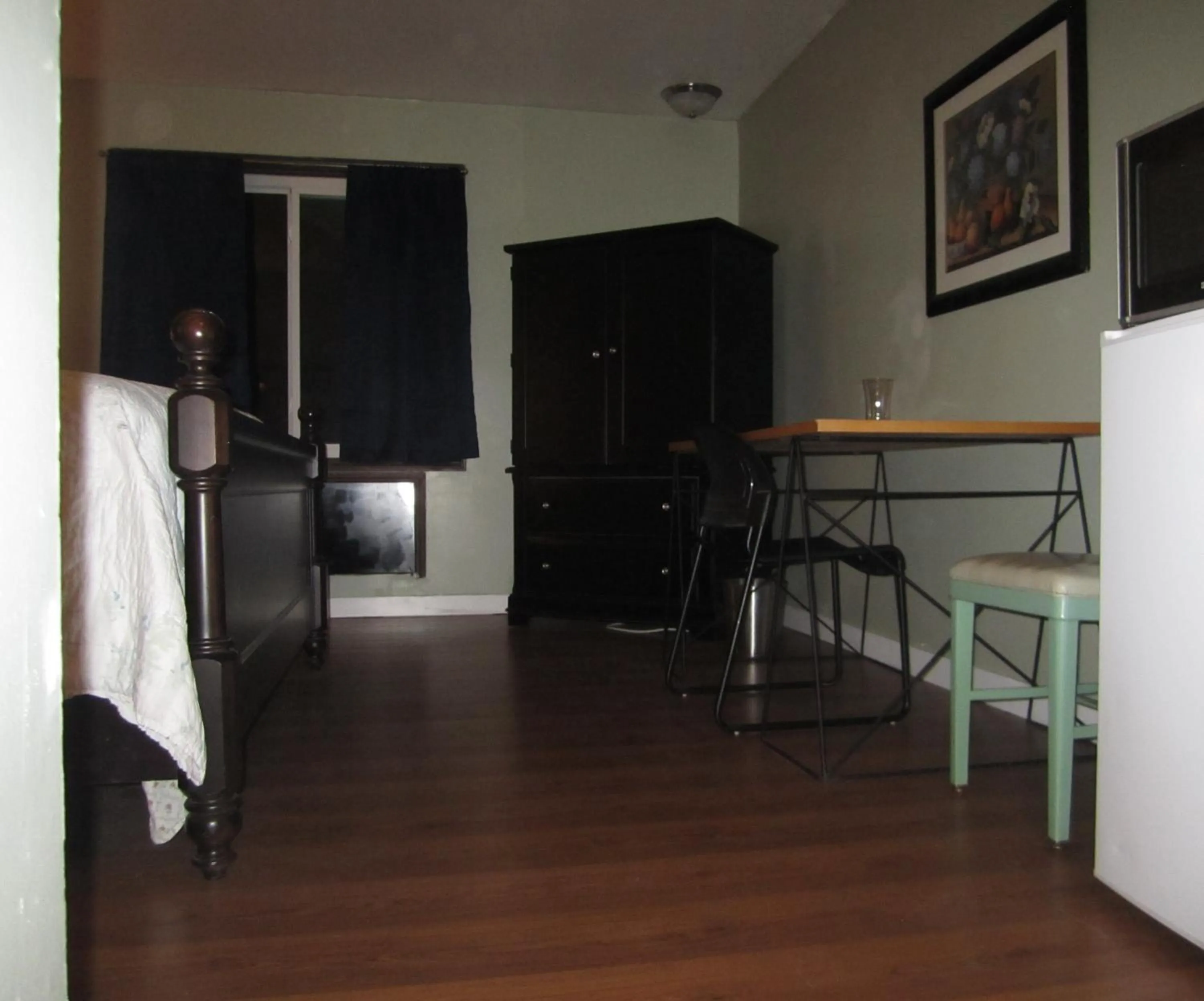 Seating area in Chaffee Lodge