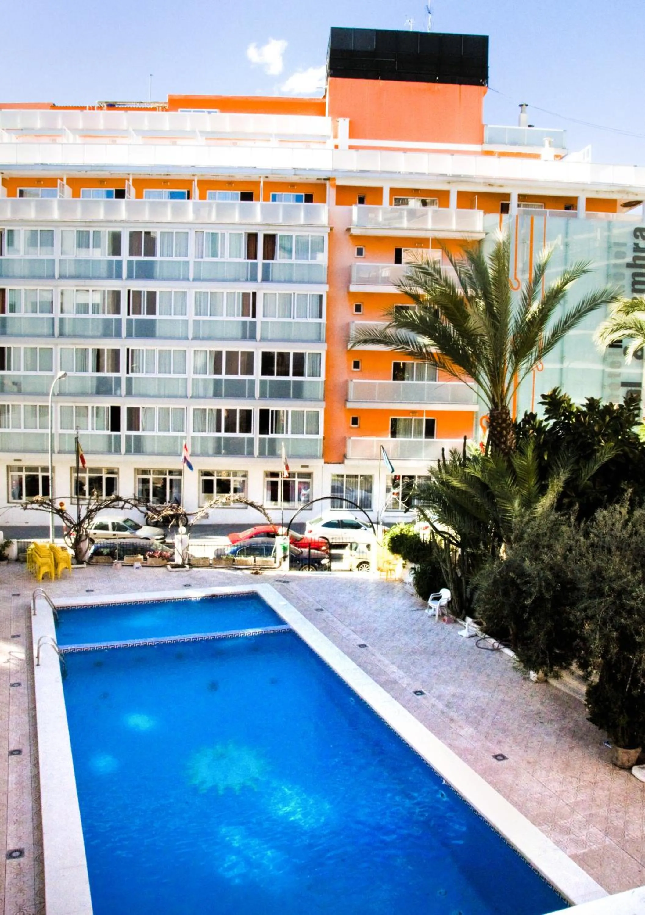 Swimming pool in Sol y Sombra