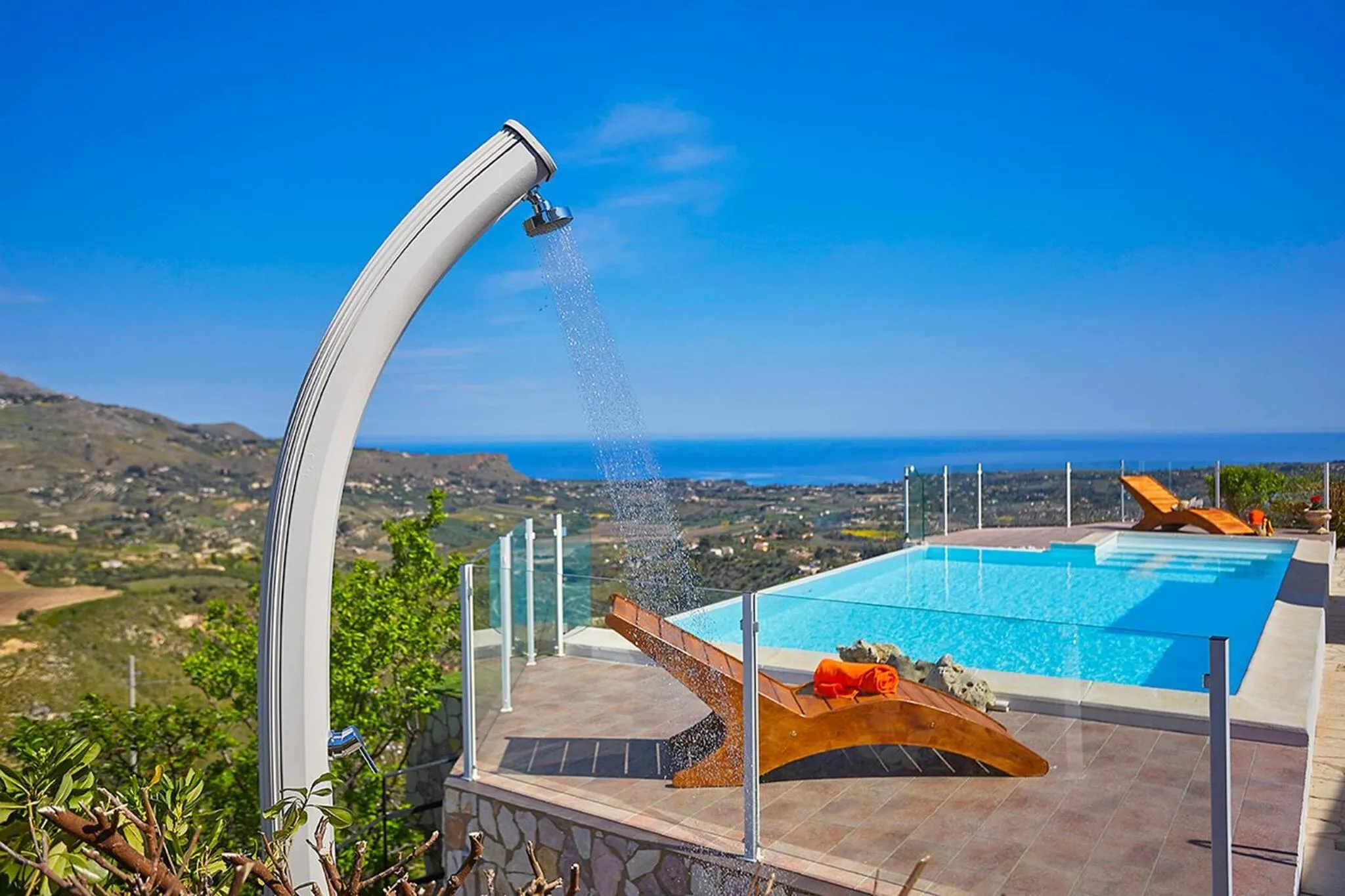 Swimming pool in Villa del Poggio