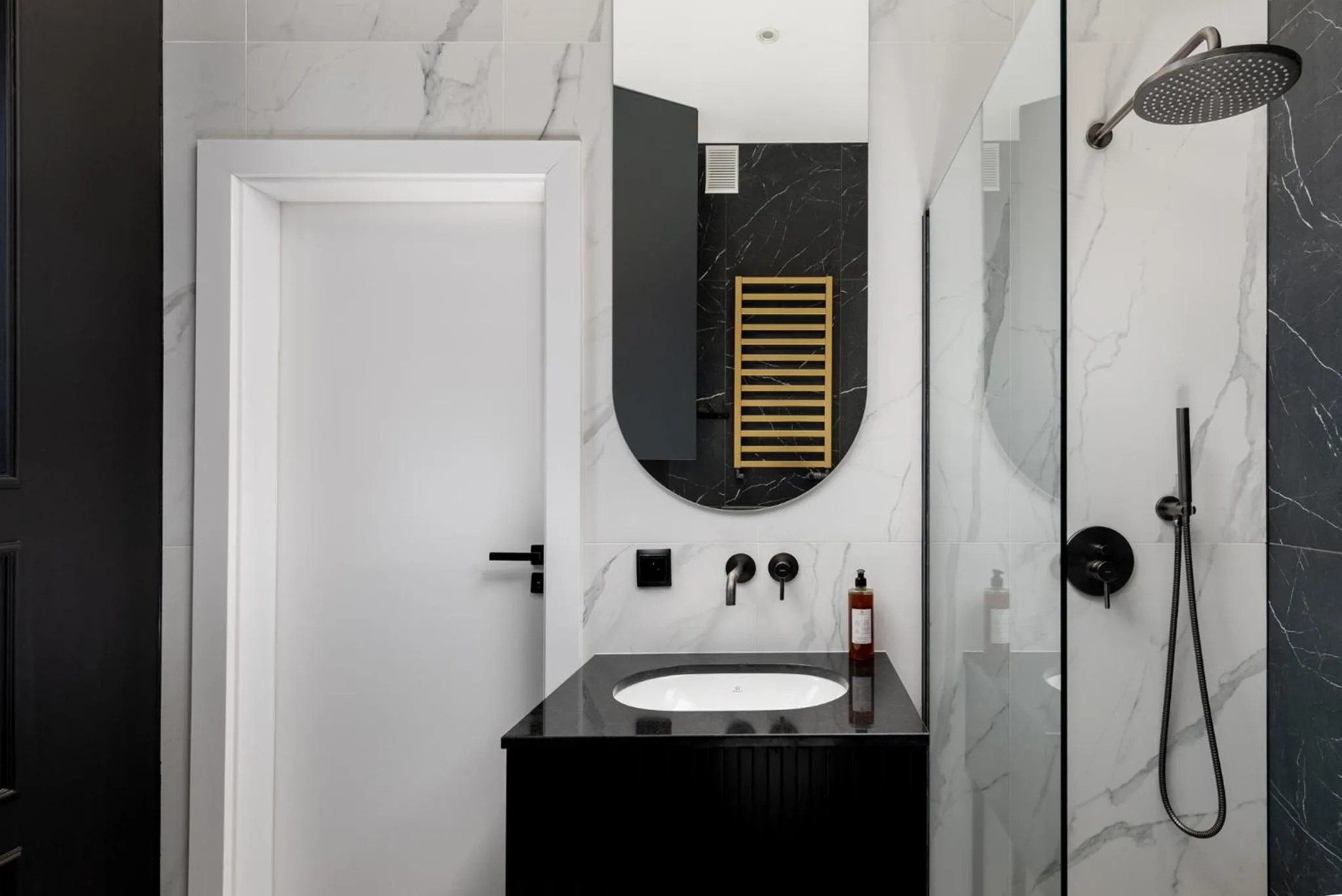 Bathroom in Wawel Apartments - Old Town