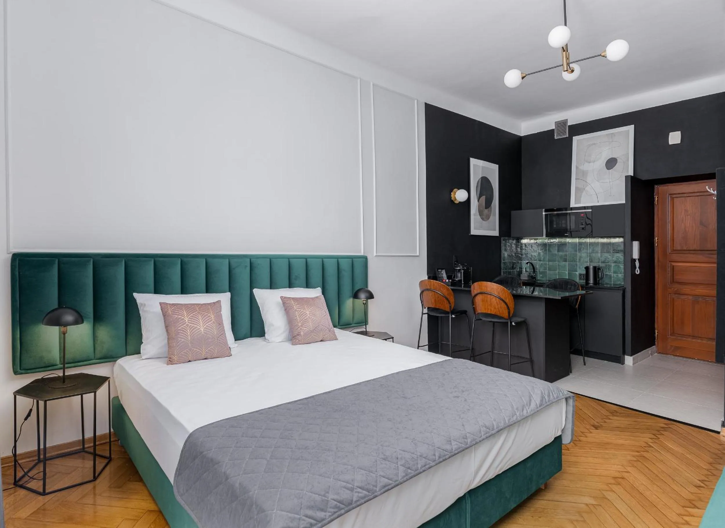 Bed in Wawel Apartments - Old Town