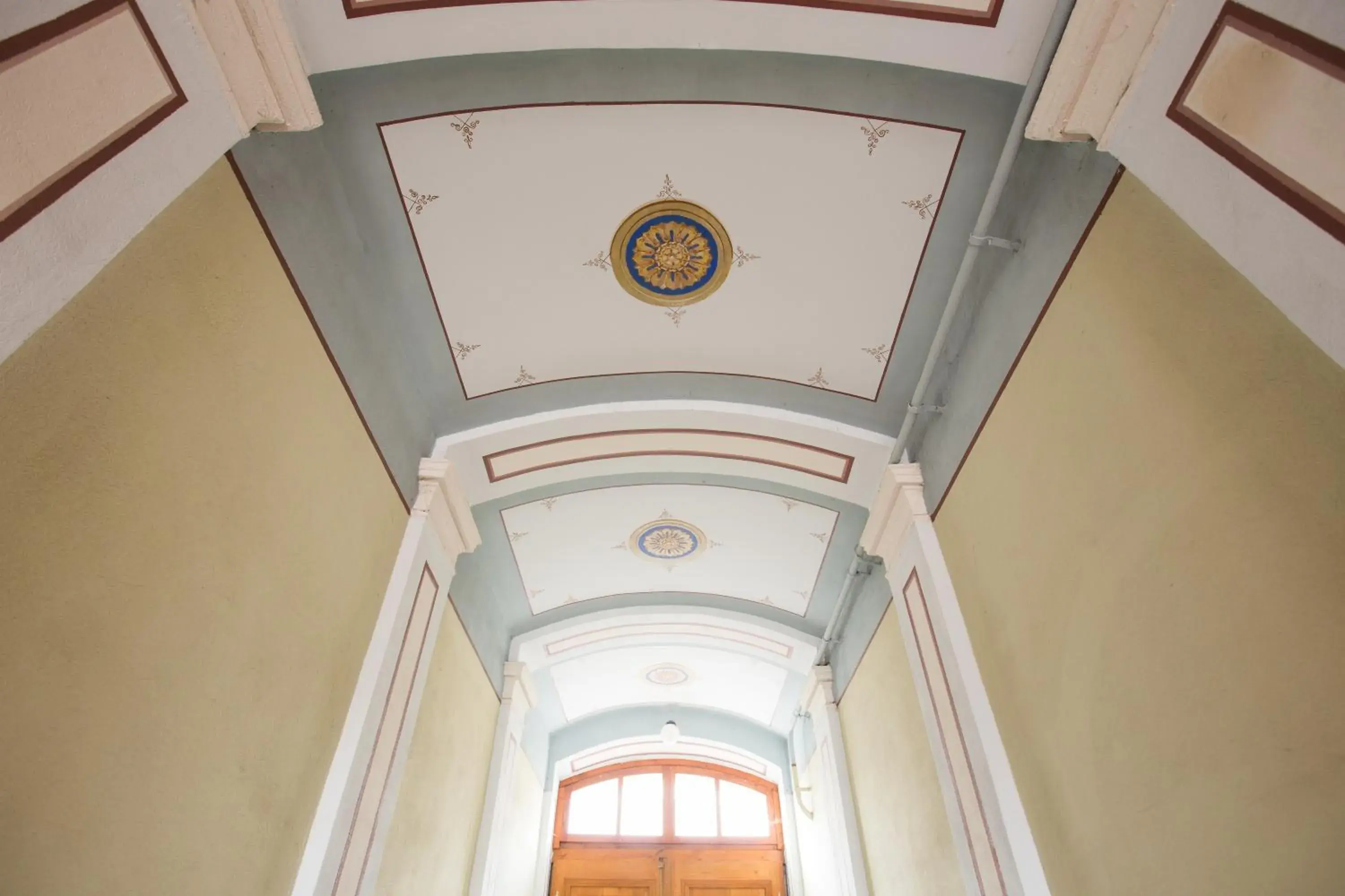 Studio with Balcony and City View in Wawel Apartments - Old Town Studio with Balcony and City View in Wawel Apartments - Old Town