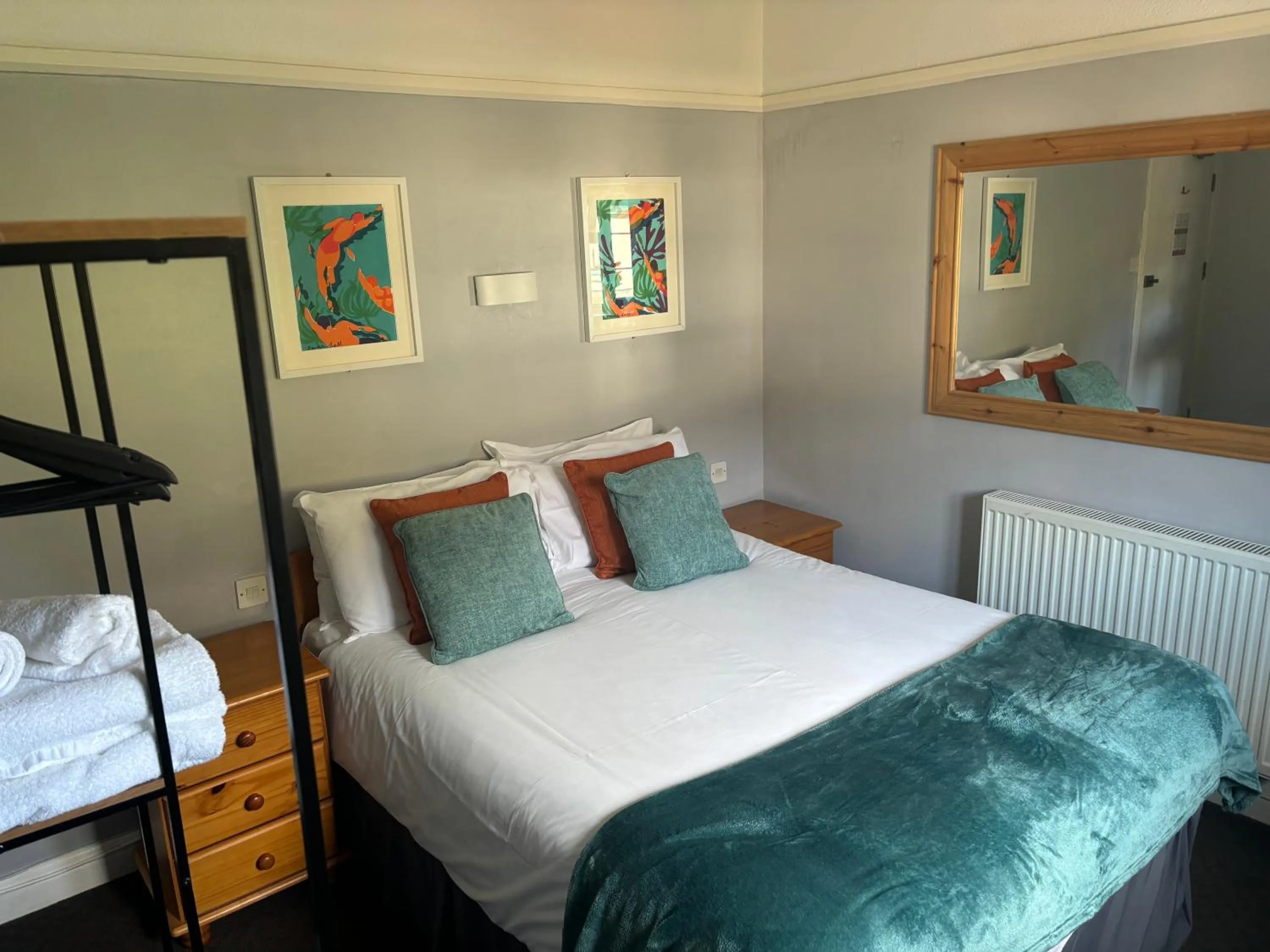 Bed in The Yacht Inn