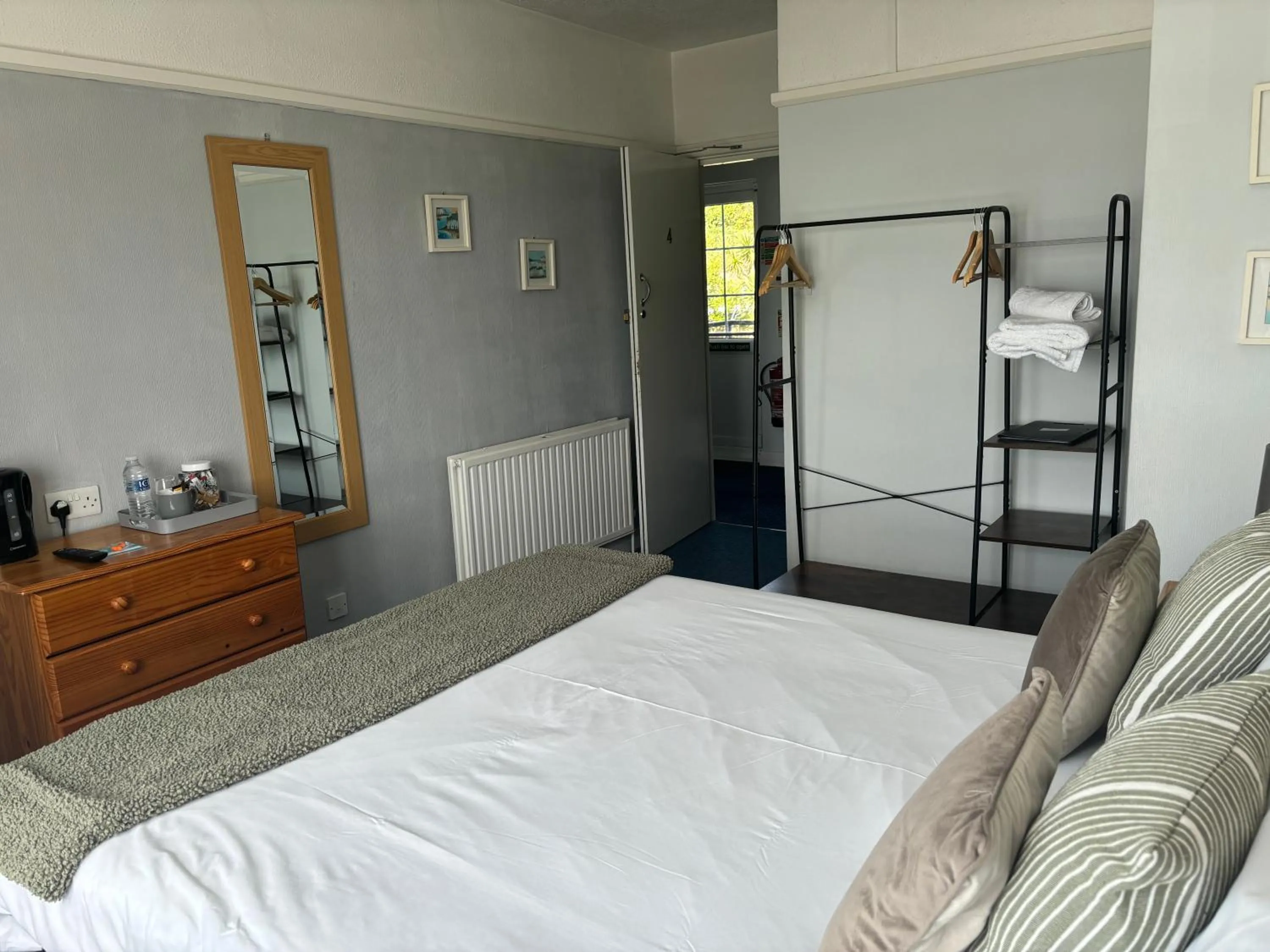 Bed in The Yacht Inn