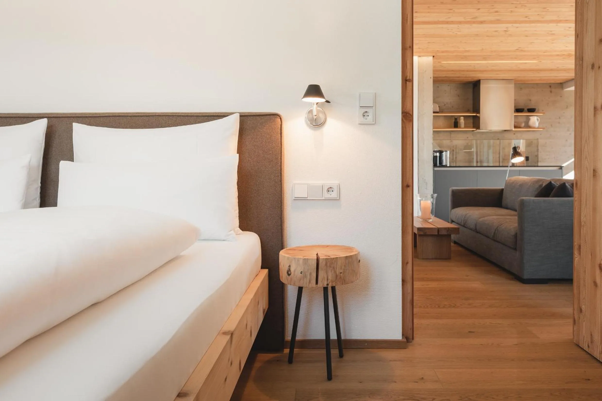Living room, Bed in Chesa Muntanella