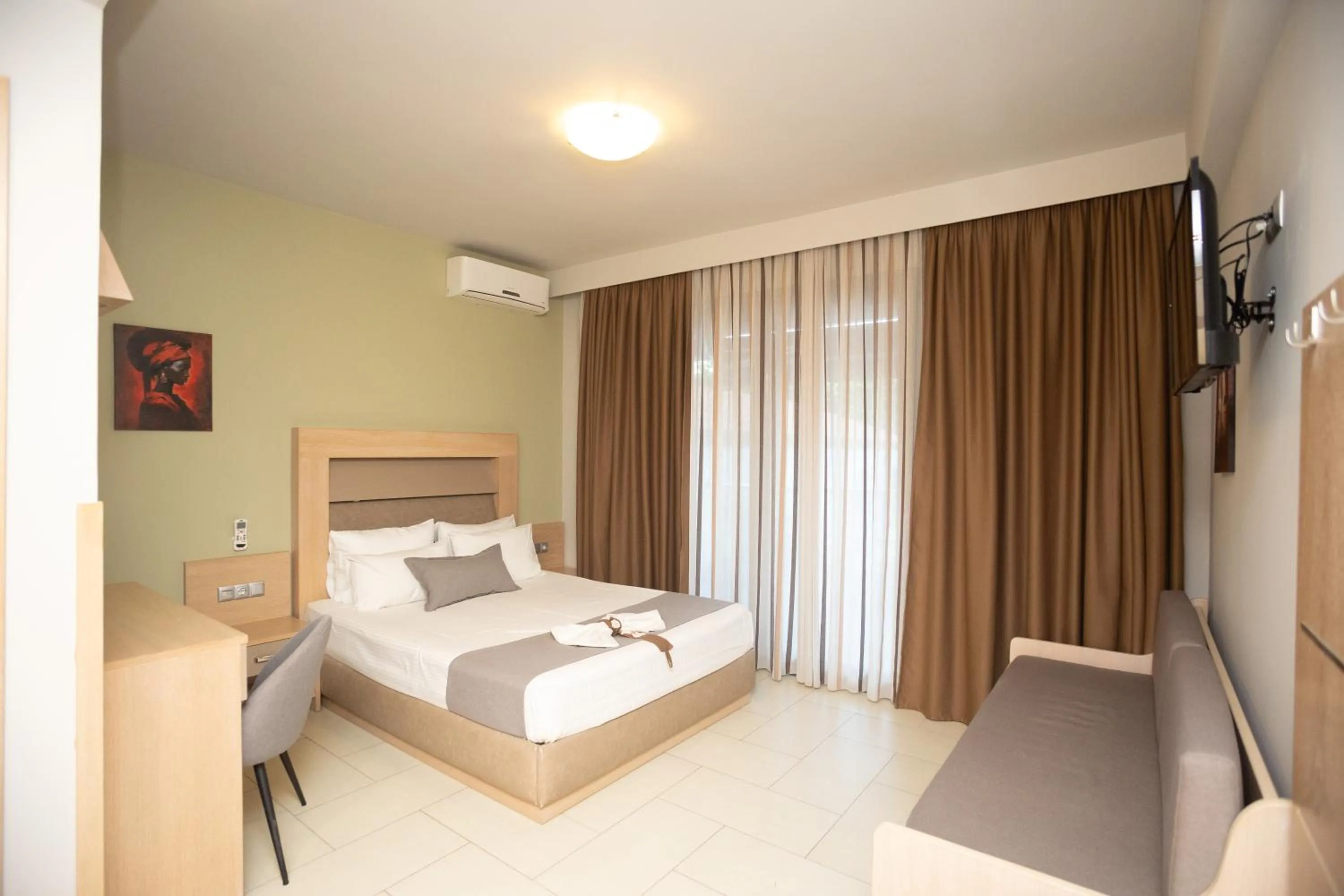 TV and multimedia, Bed in Amalia Center