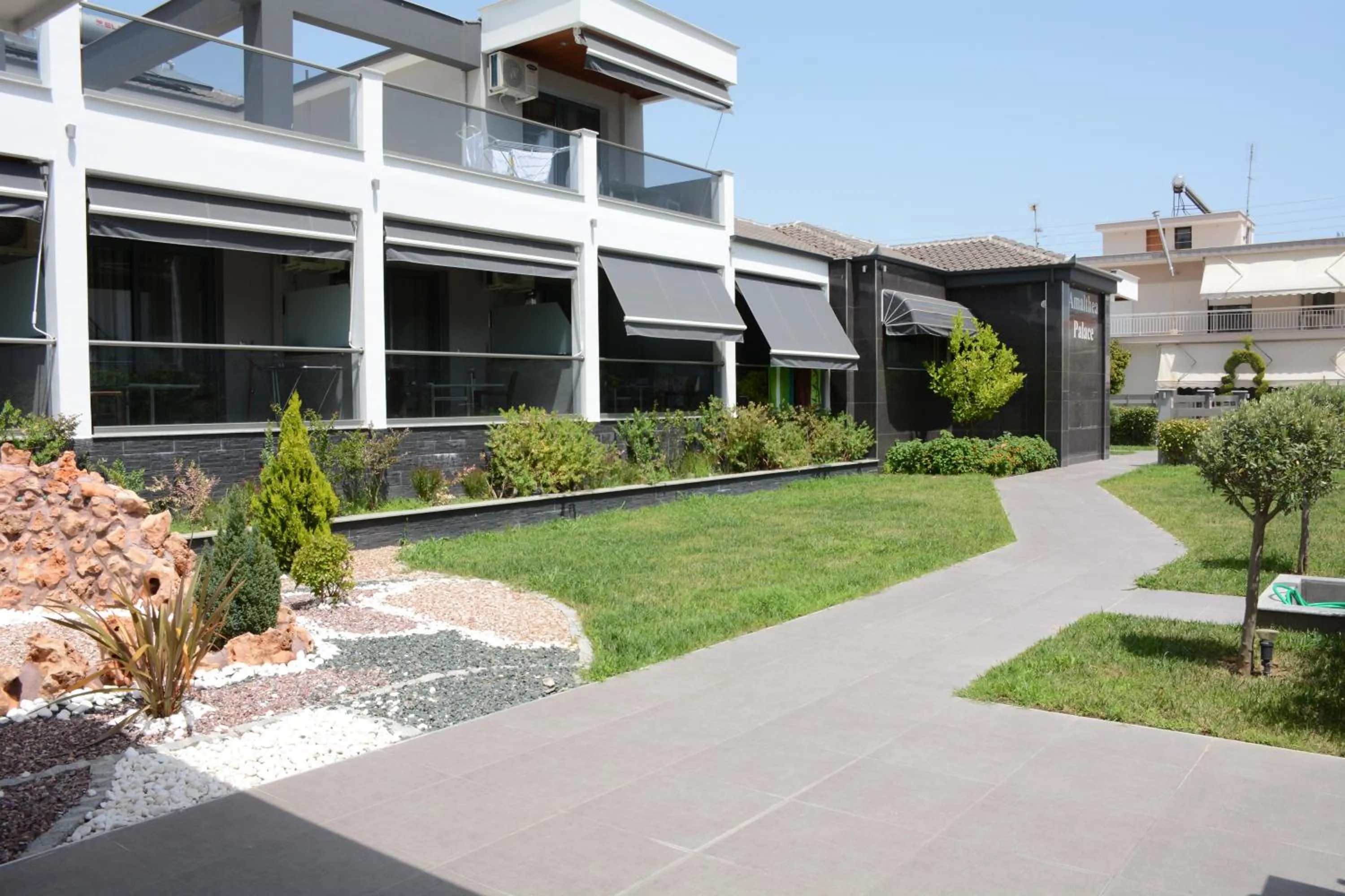 People in Amalia Center