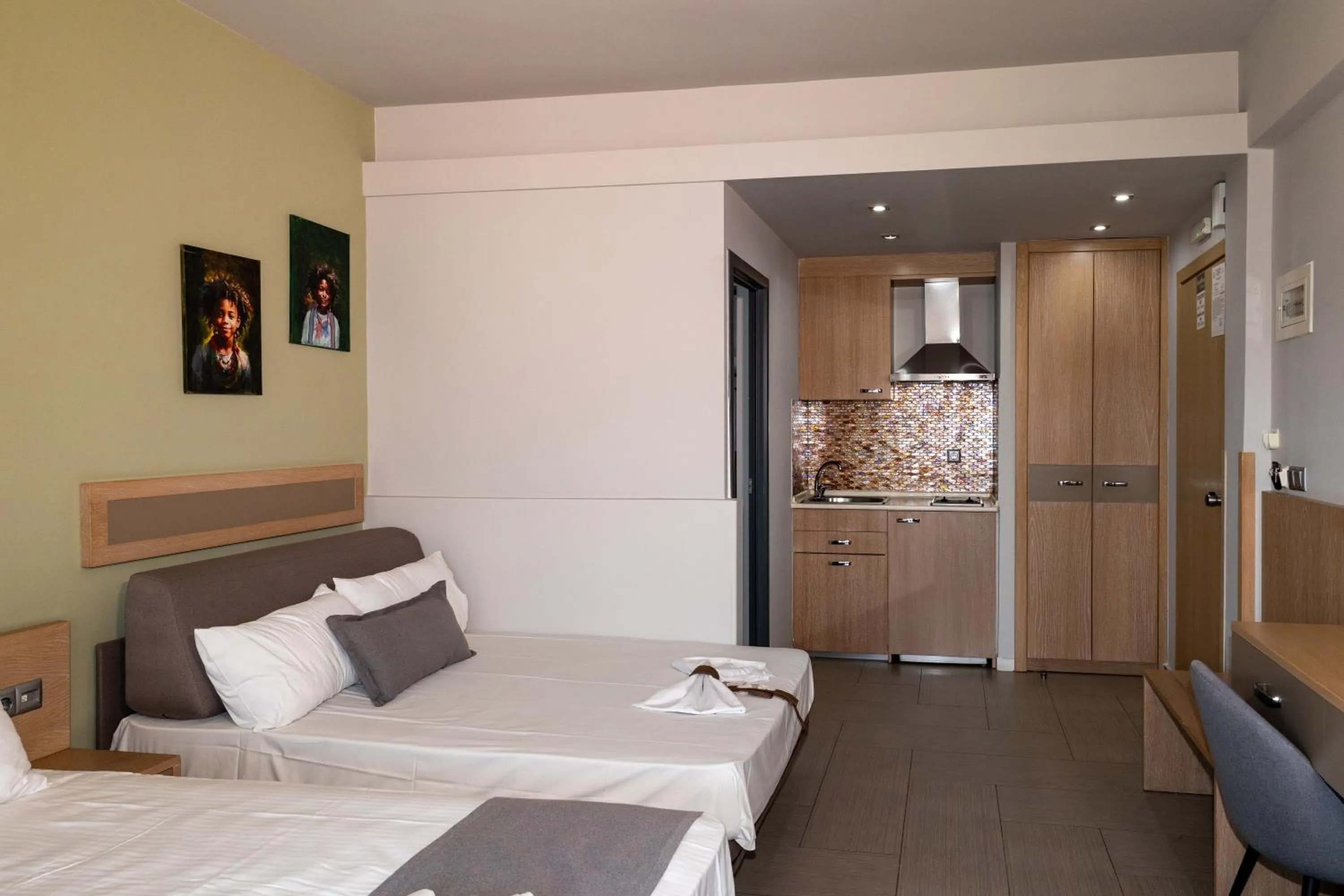 Bed in Amalia Center