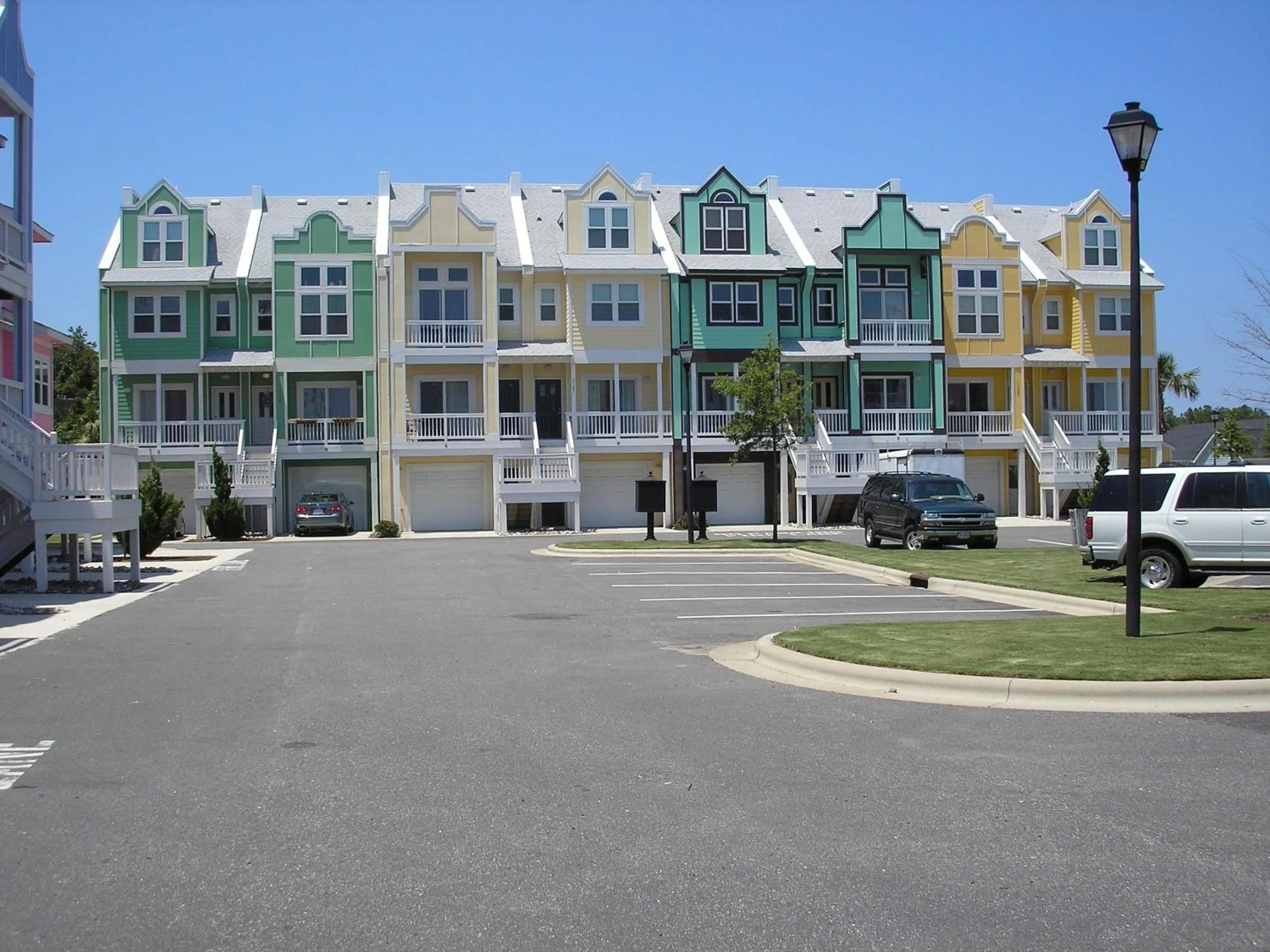 Cambridge Cove at Bermuda Bay by Kees Vacations