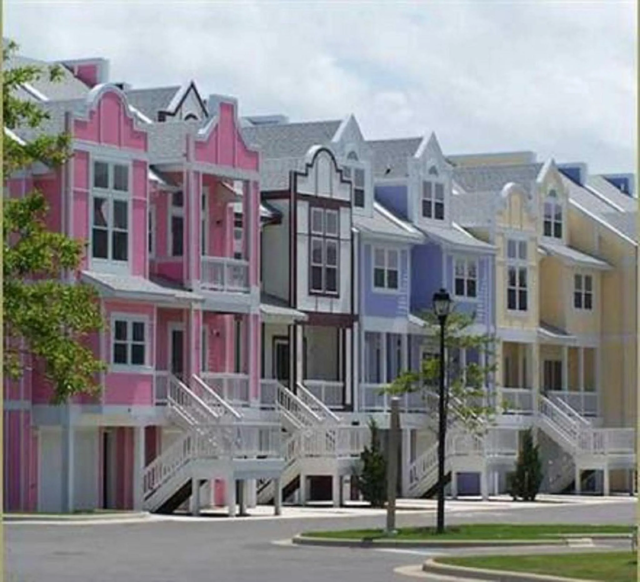 Cambridge Cove at Bermuda Bay by Kees Vacations