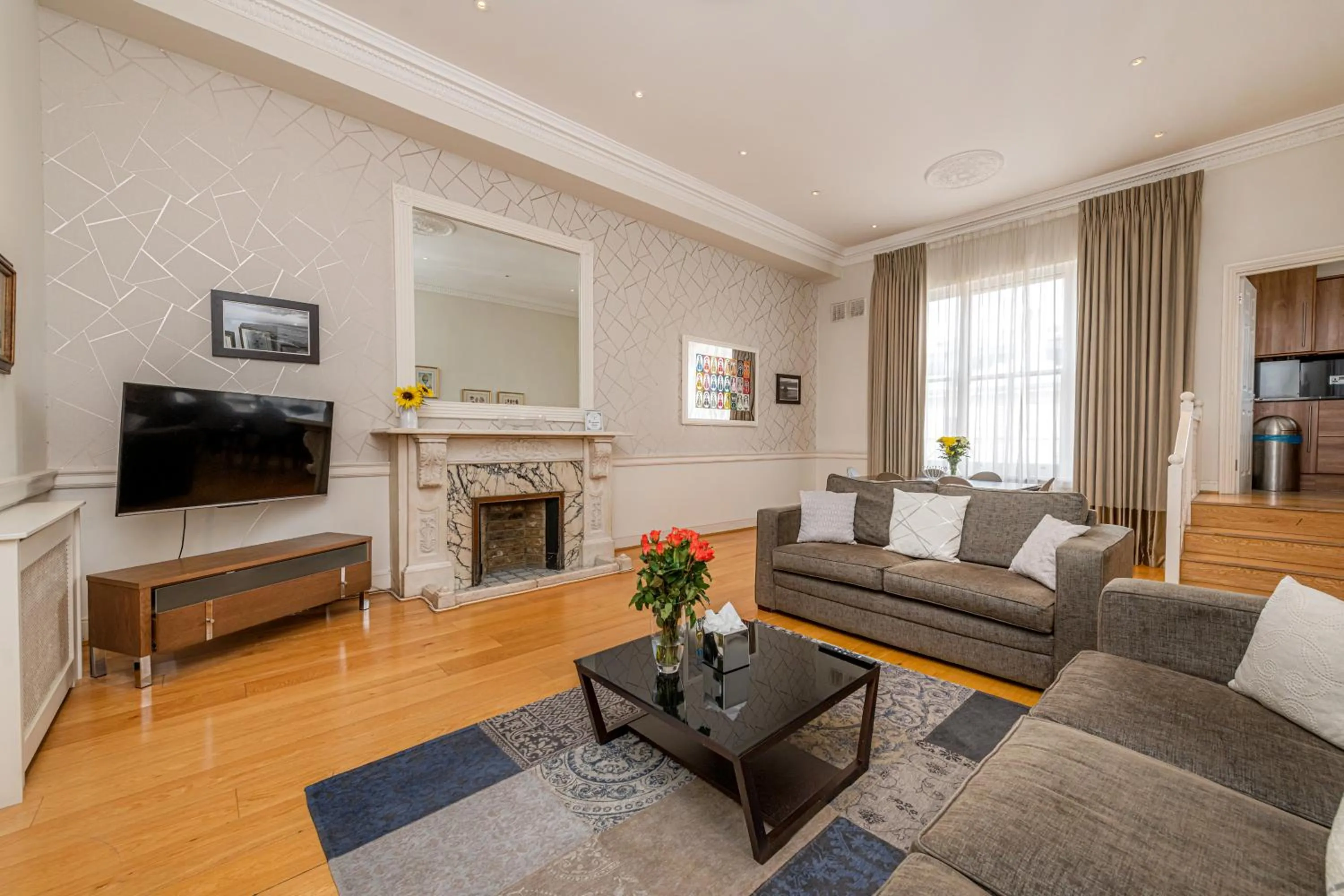 Living room in Queensgate Court