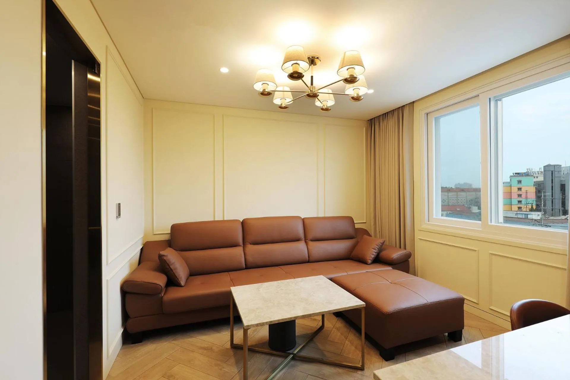 Living room in Hotel The One