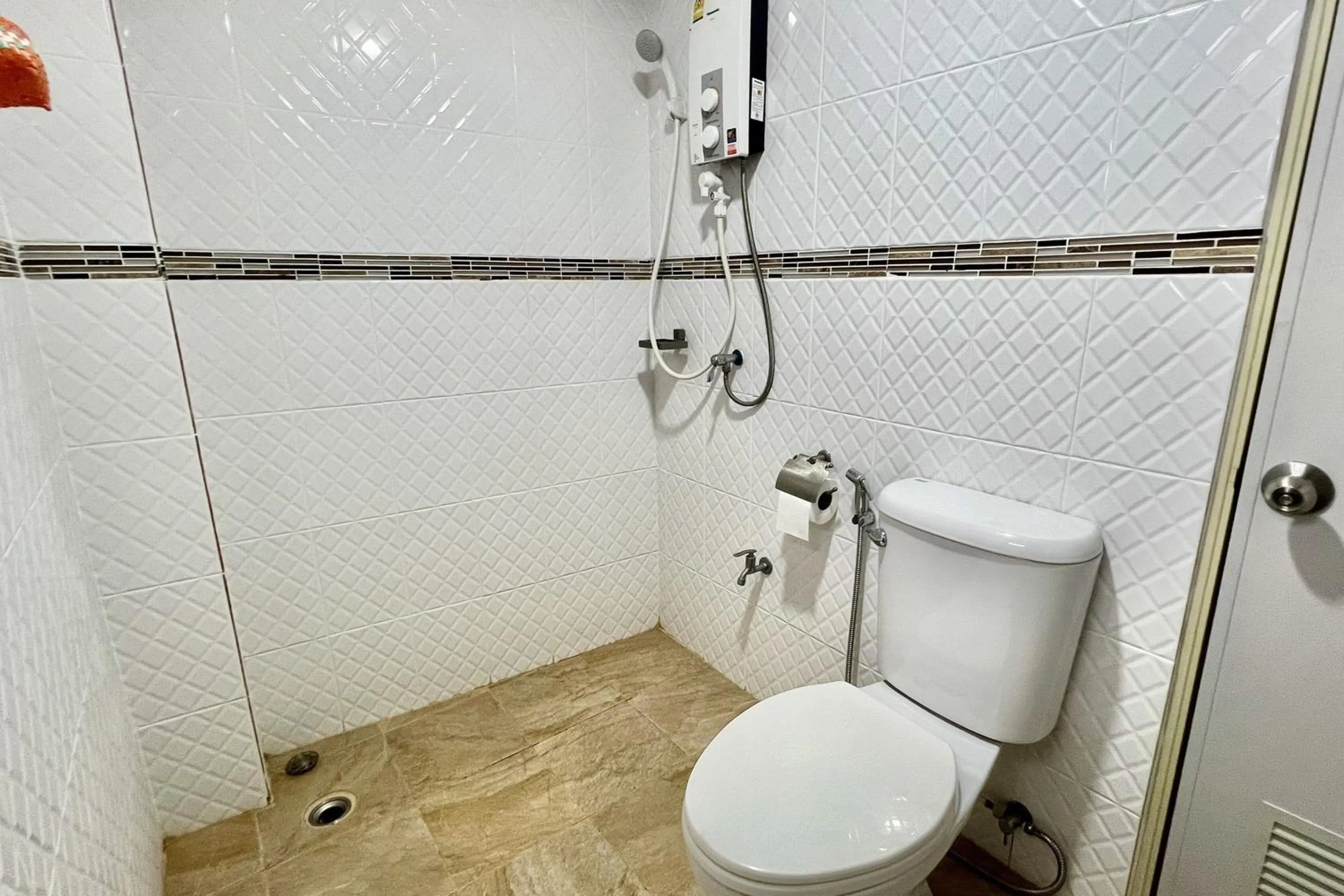 Bathroom in Good Sleep Guest House