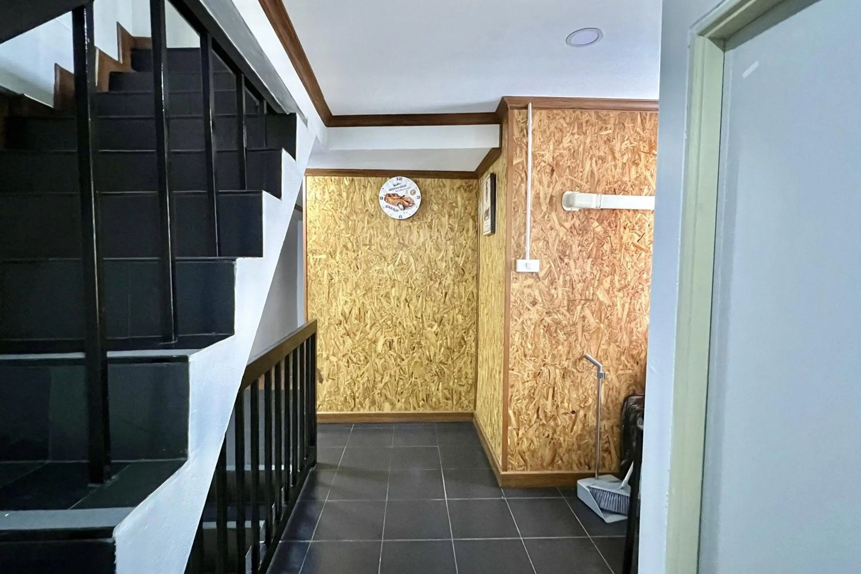 Area and facilities in Good Sleep Guest House