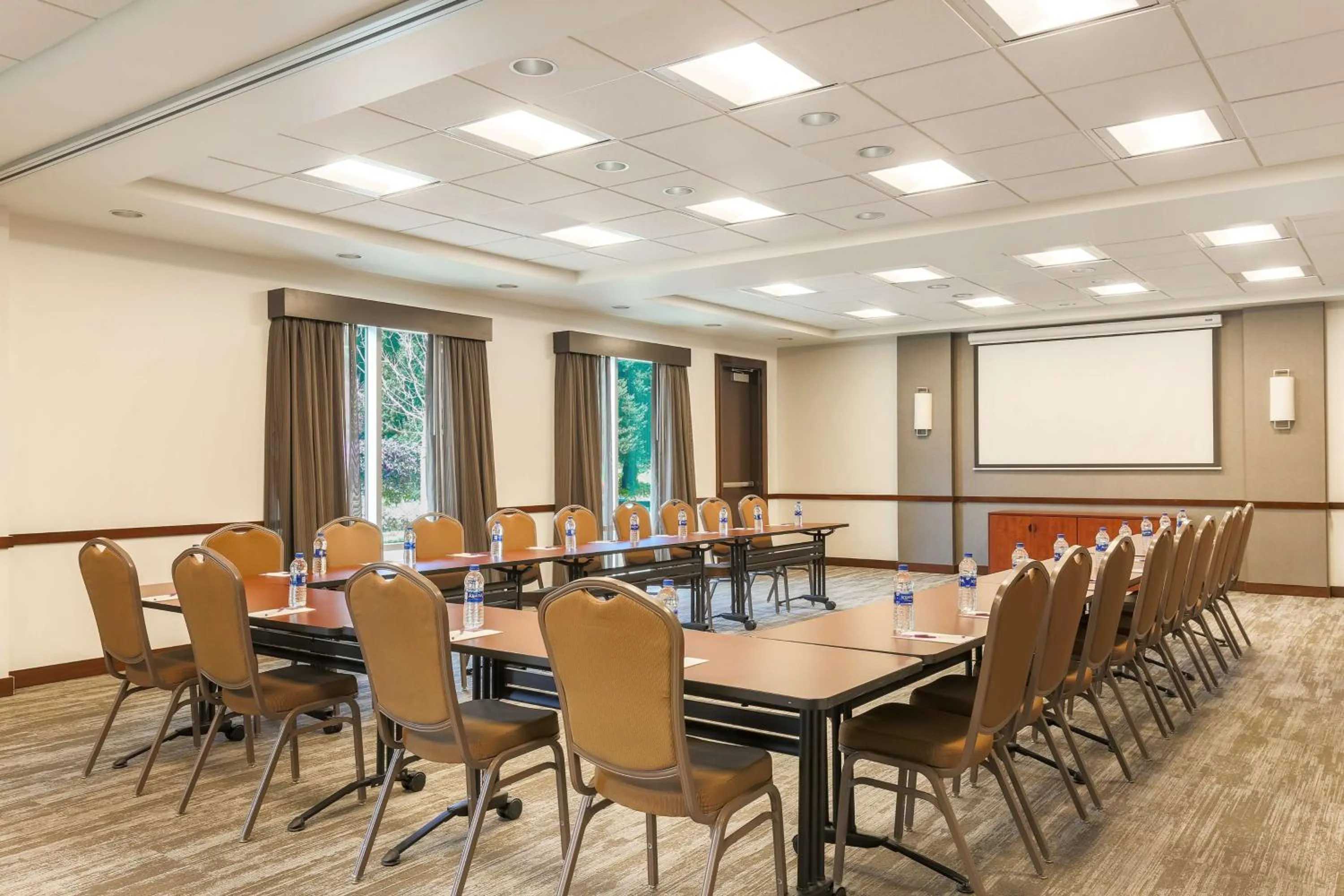 Meeting/conference room in Hyatt Place UC Davis