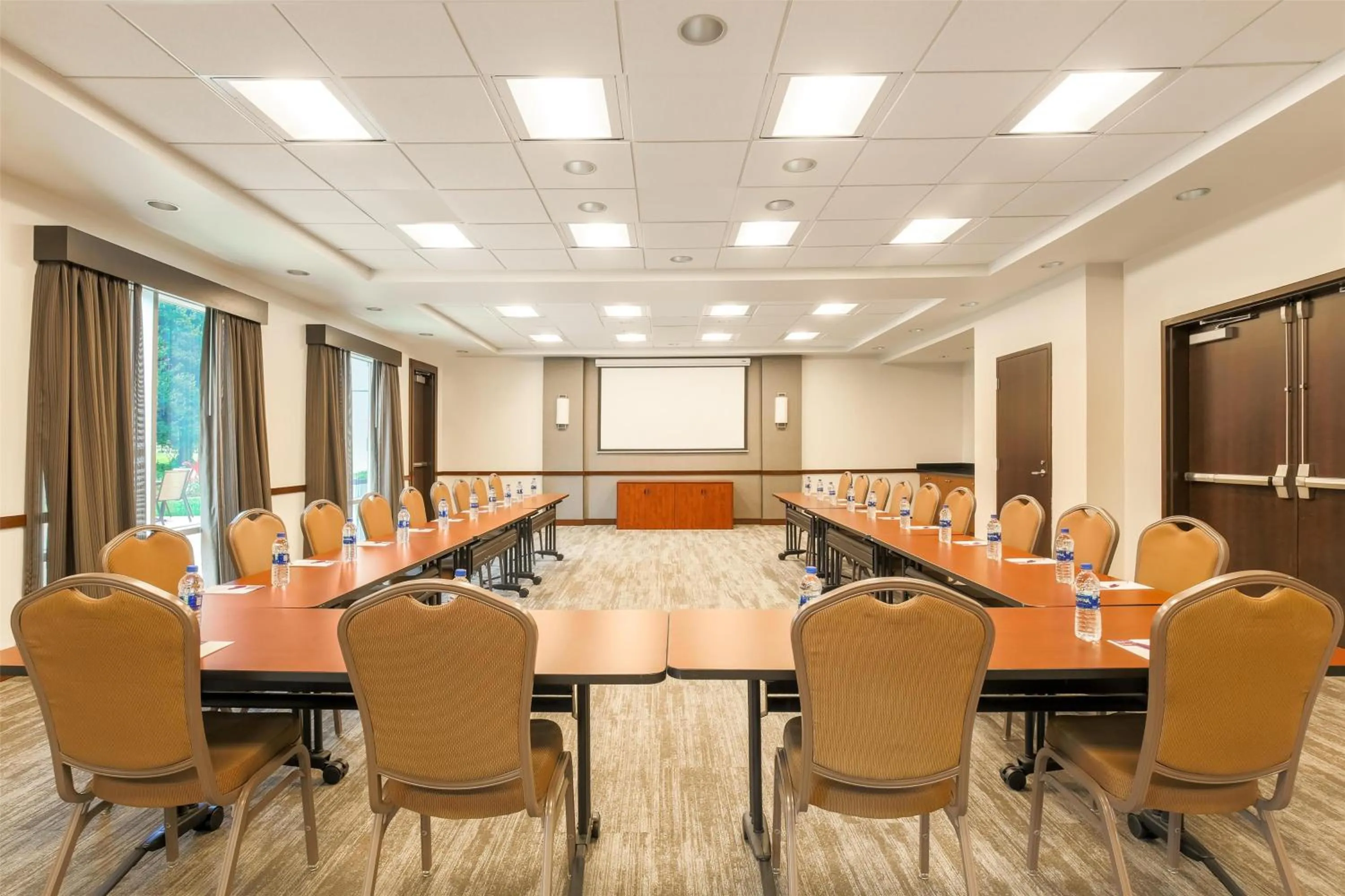 Meeting/conference room in Hyatt Place UC Davis