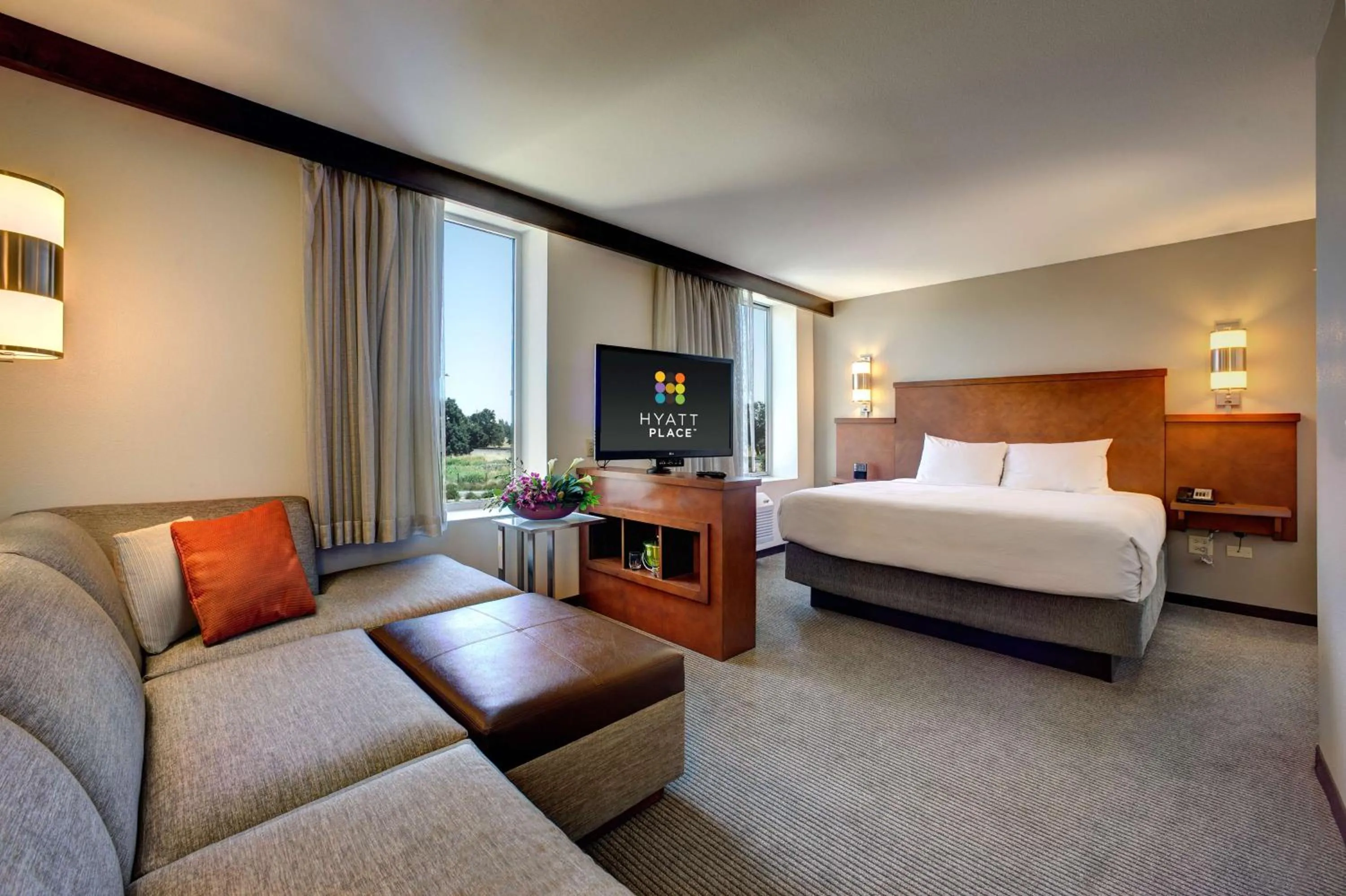 Bedroom, Bed in Hyatt Place UC Davis