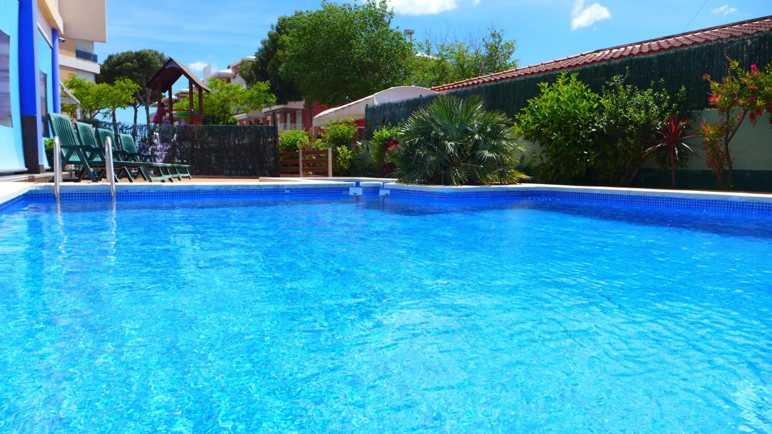 Swimming pool in Rentalmar Costa Verde