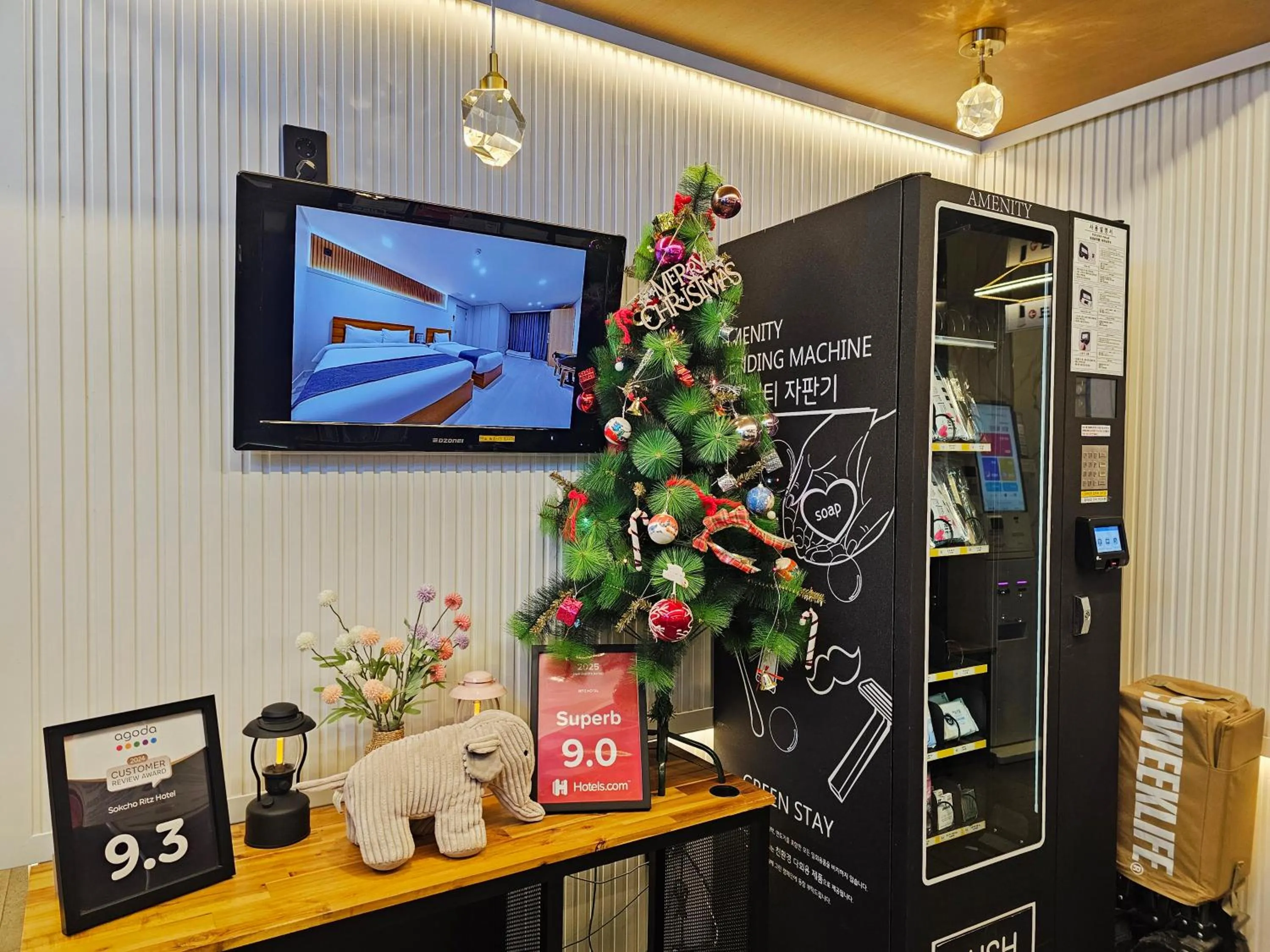 Lobby or reception in Sokcho Ritz Hotel