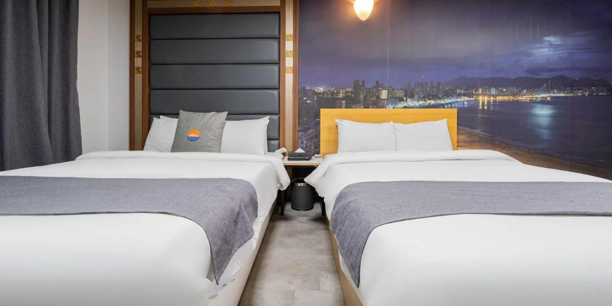 Bed in Sokcho Ritz Hotel