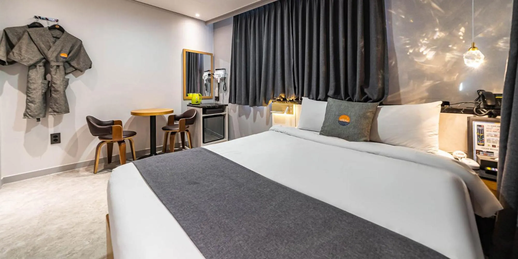 Bed in Sokcho Ritz Hotel