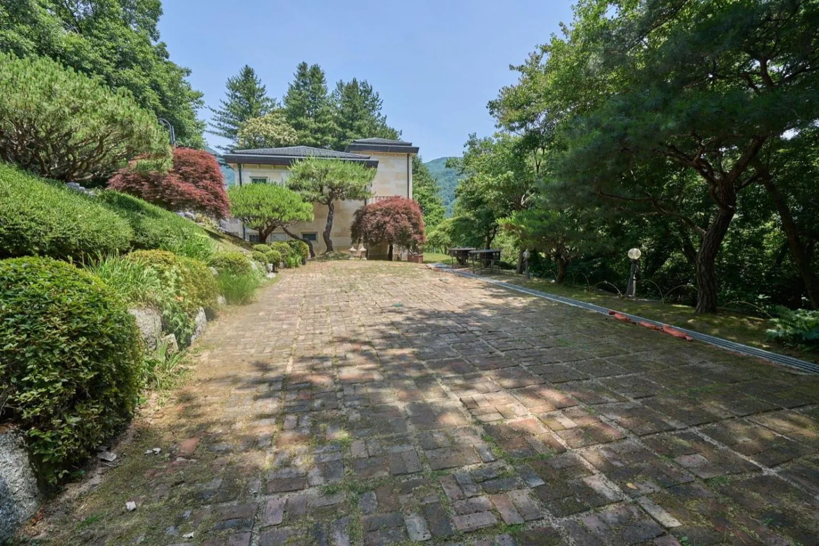 Crystal Valley CC Golden Village