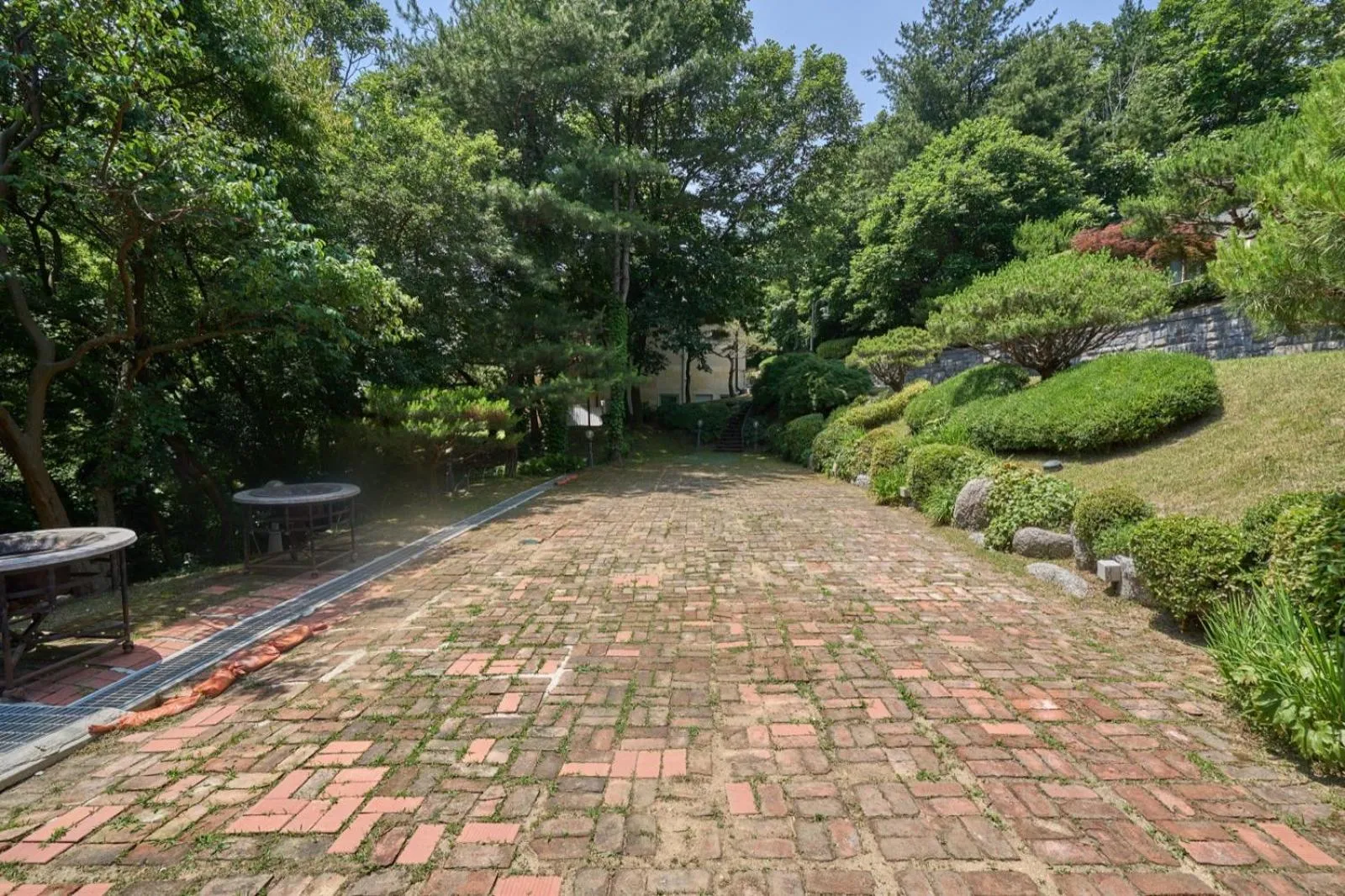 Crystal Valley CC Golden Village