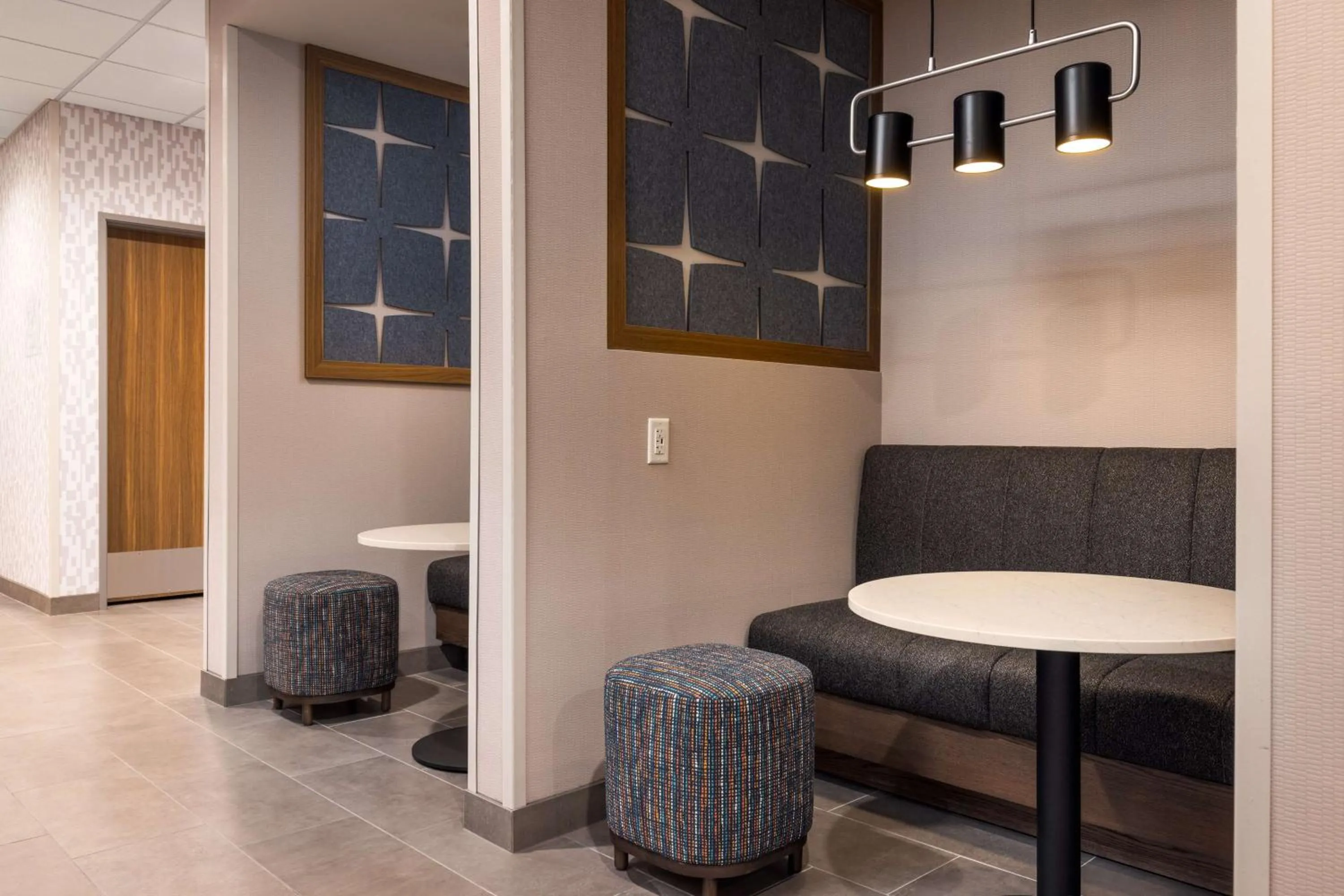 Meeting/conference room in Hampton Inn & Suites Cottonwood, Az
