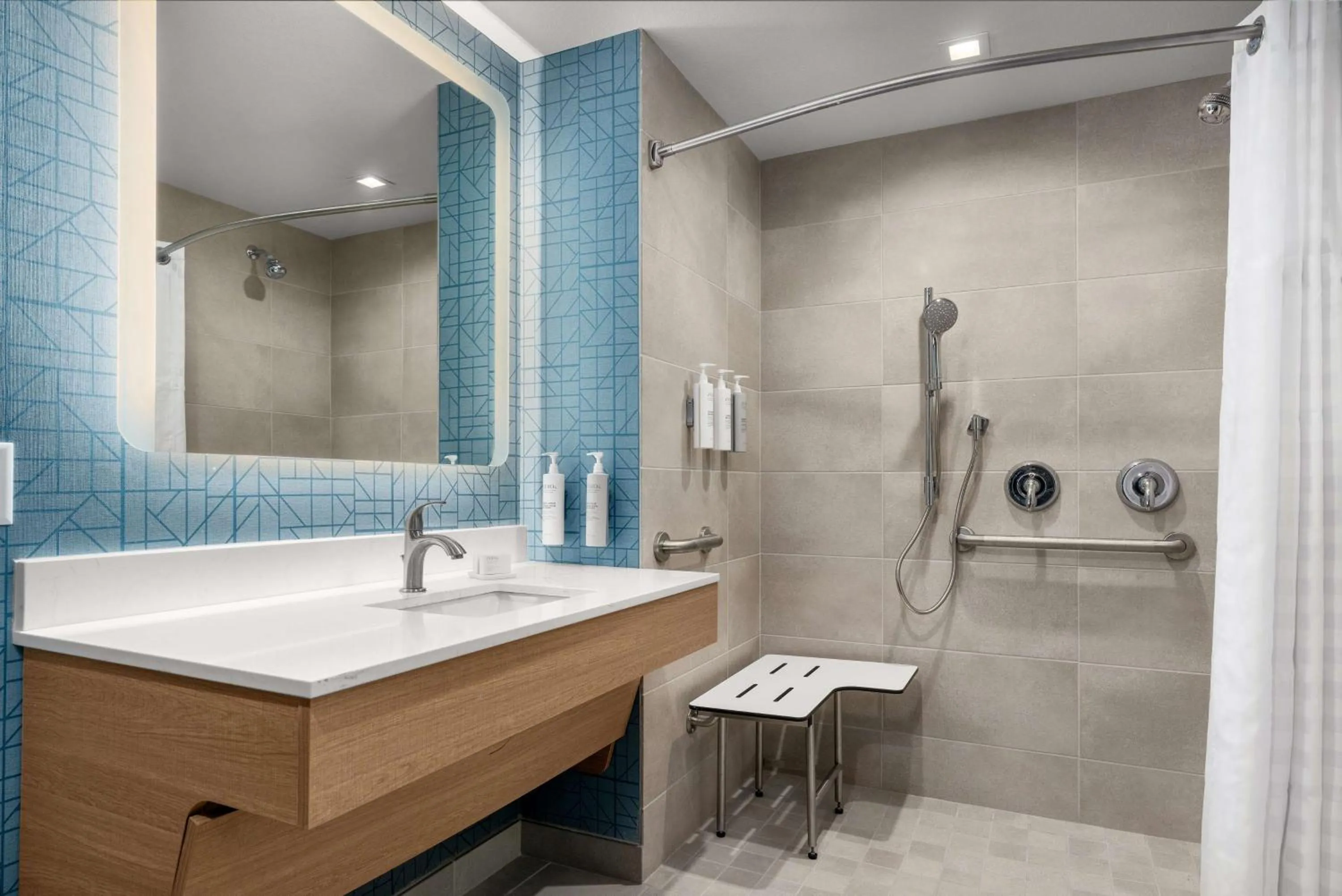 Bathroom in Homewood Suites By Hilton North Las Vegas Speedway