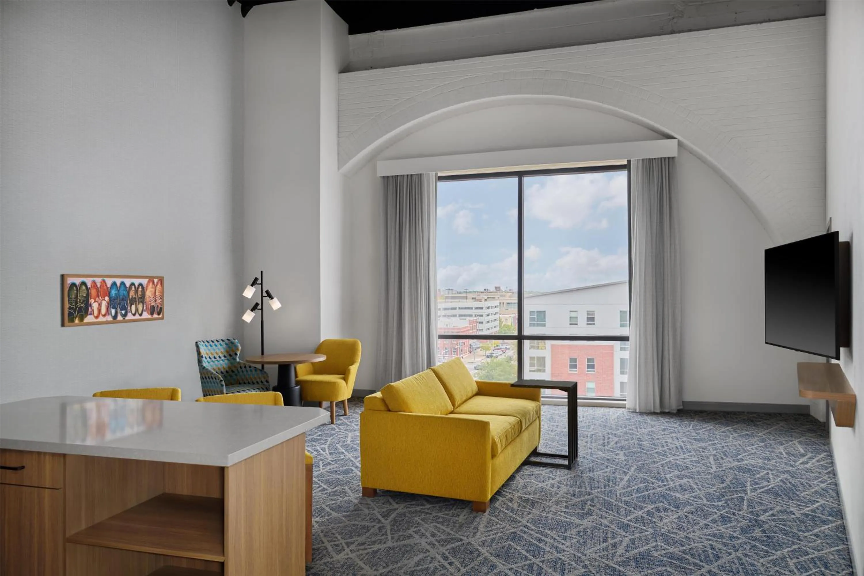 Living room in Hampton Inn by Hilton Lincoln Downtown