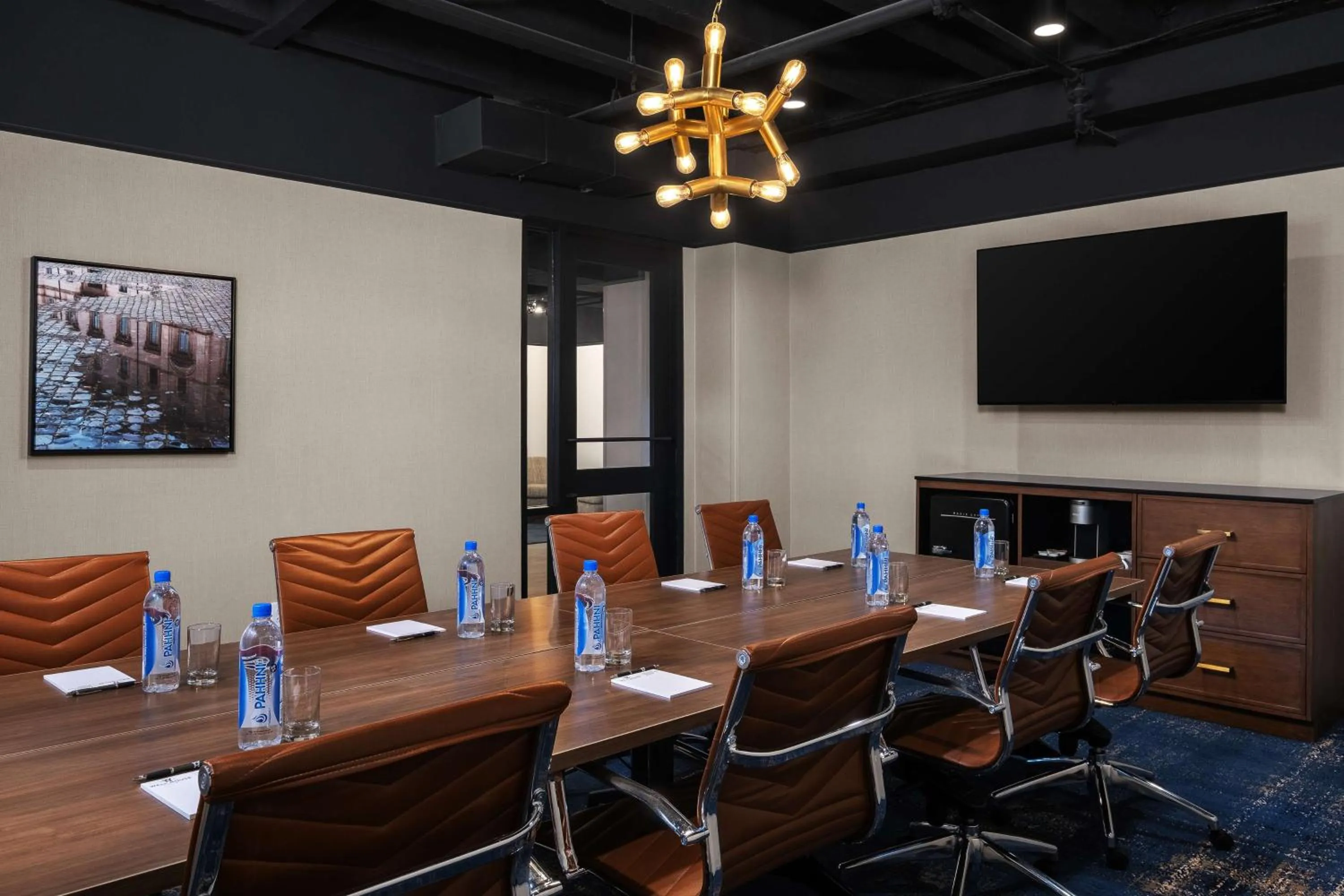 Meeting/conference room in The Well House Hamilton, Tapestry Collection By Hilton