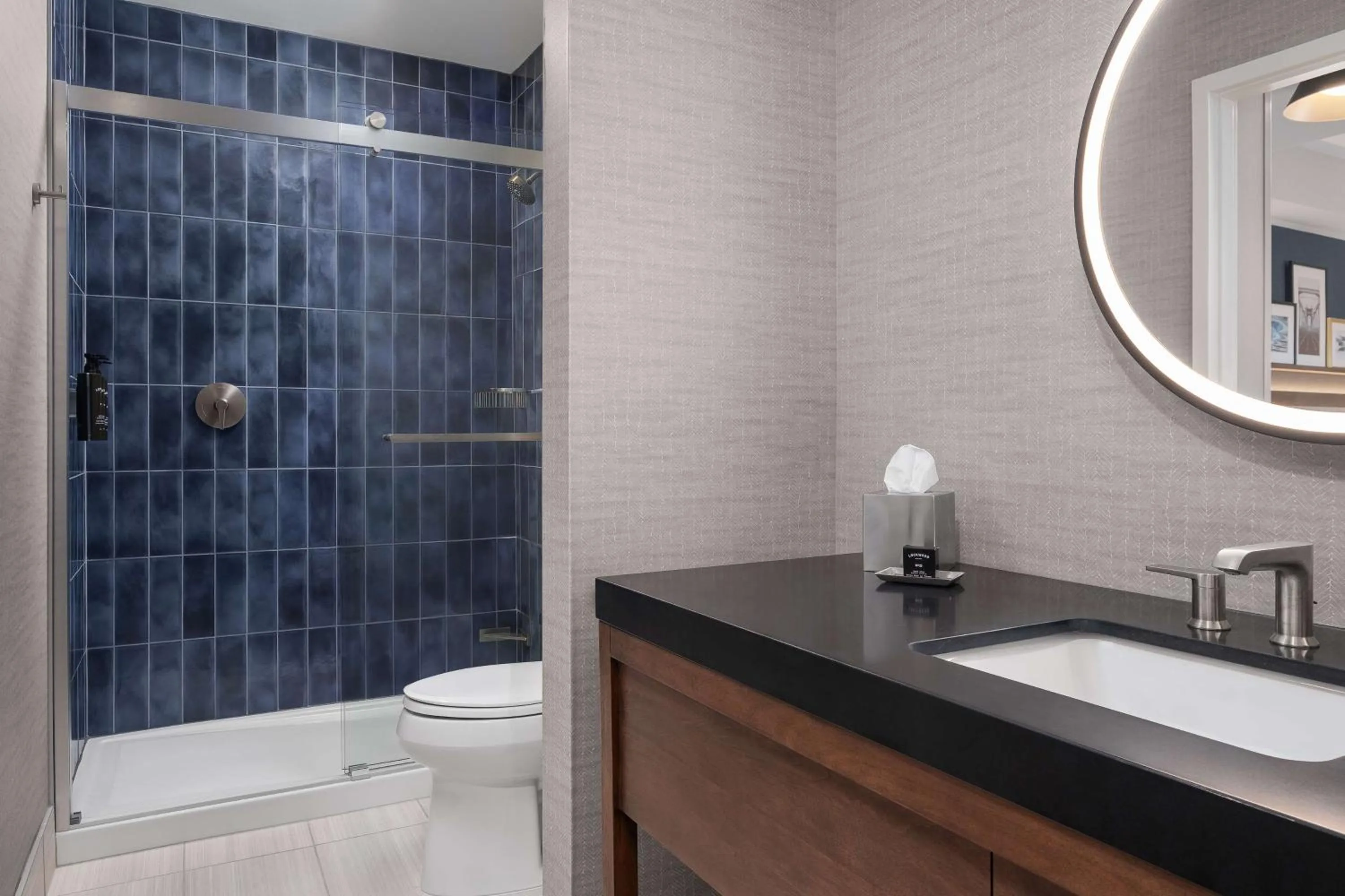 Bathroom in The Well House Hamilton, Tapestry Collection By Hilton