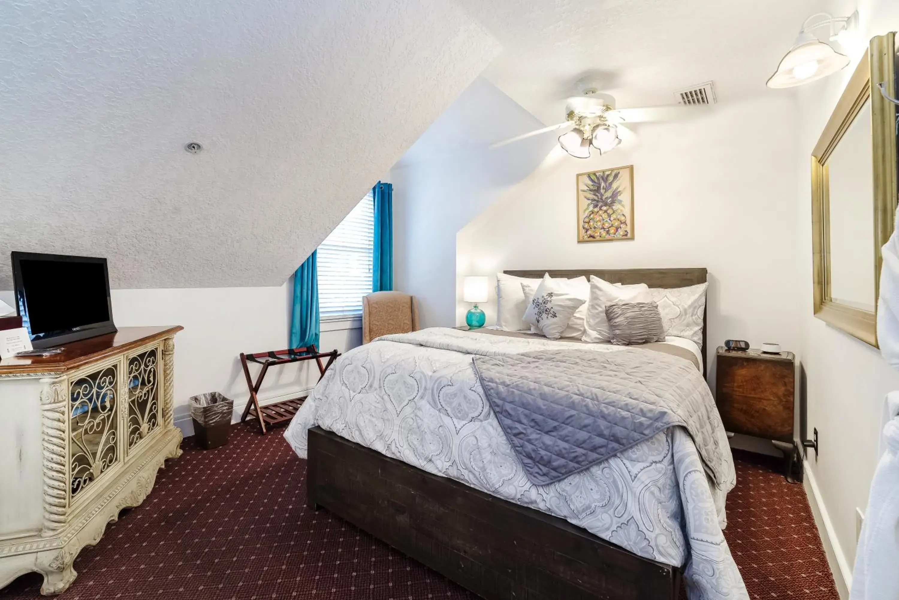 Queen Room in Agustin Inn - Saint Augustine - Adults Only Queen Room in Agustin Inn - Saint Augustine - Adults Only