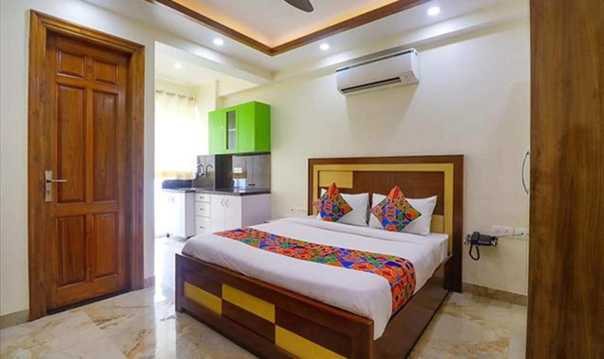 Bed in FabHotel Star Corporate Suite Near Medanta-The Medicity & Park Hospital, Gurugram