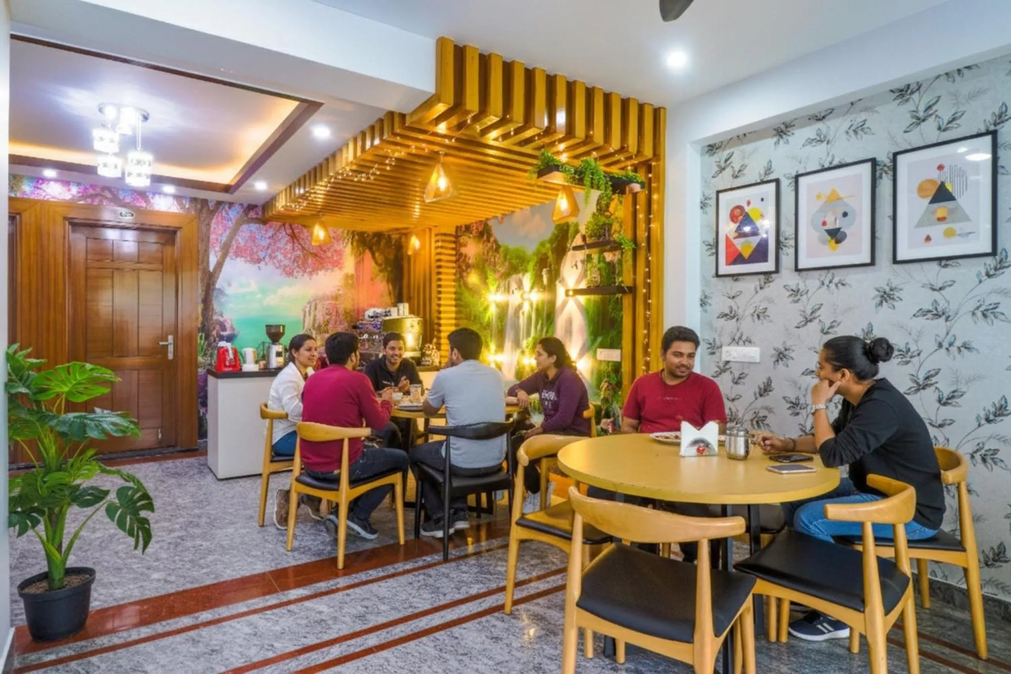 Restaurant/places to eat in FabHotel Star Corporate Suite Near Medanta-The Medicity & Park Hospital, Gurugram